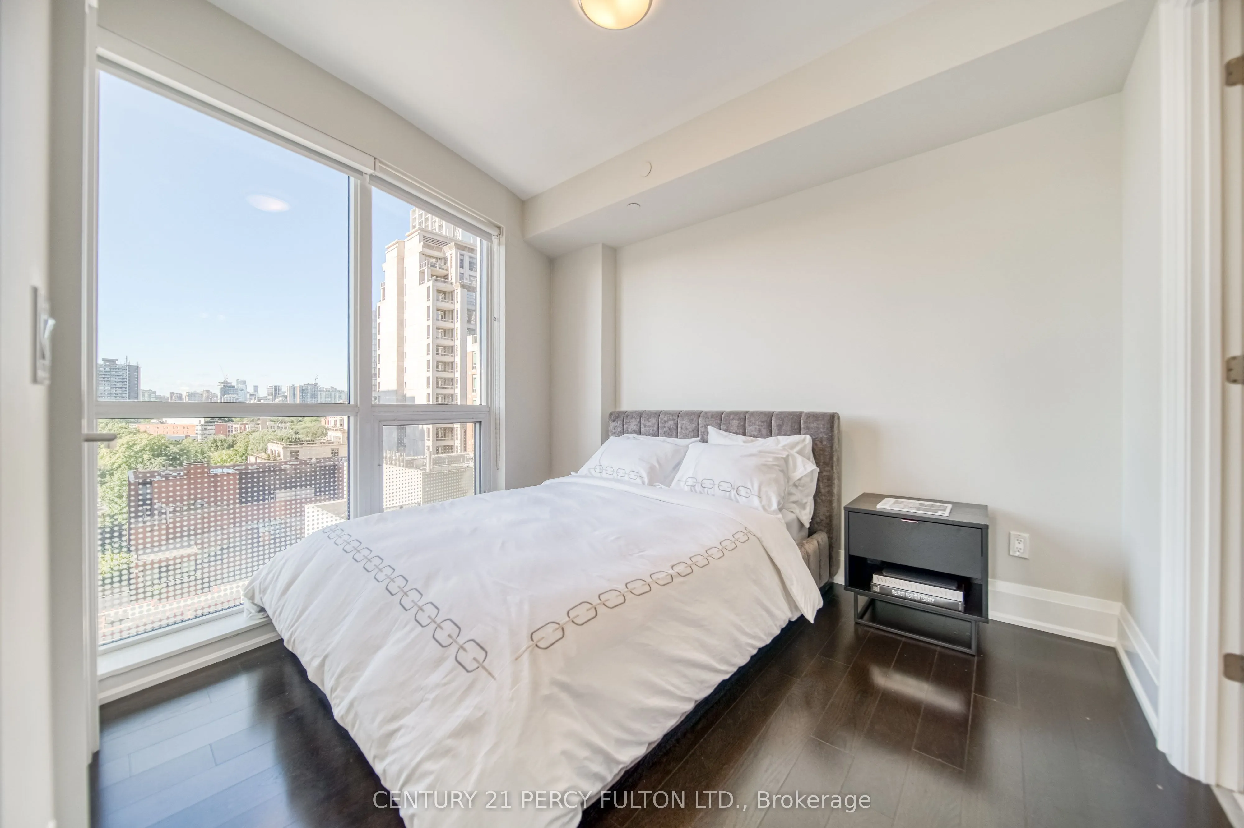 88 Cumberland Street, #904