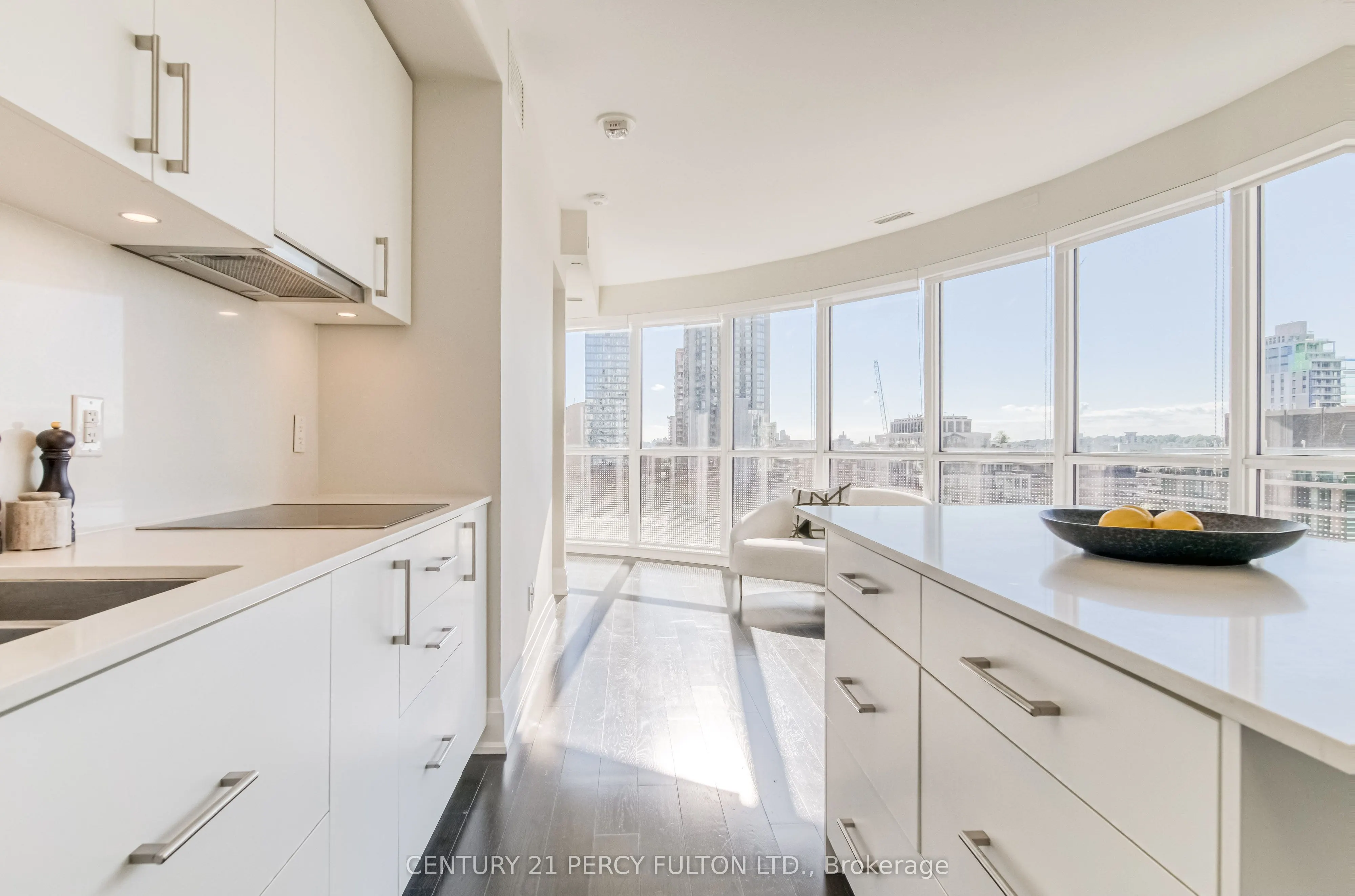 88 Cumberland Street, #904