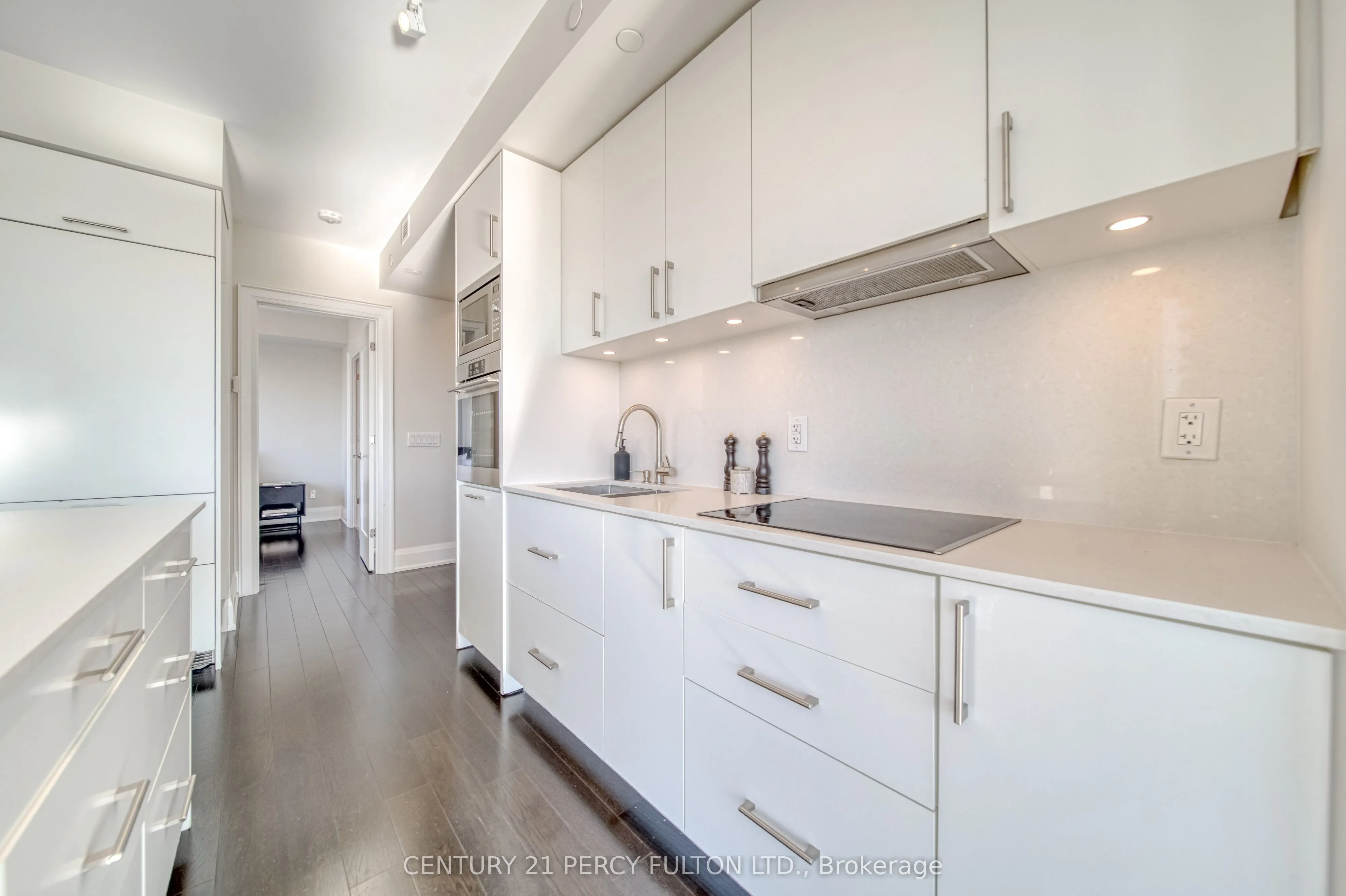 88 Cumberland Street, #904