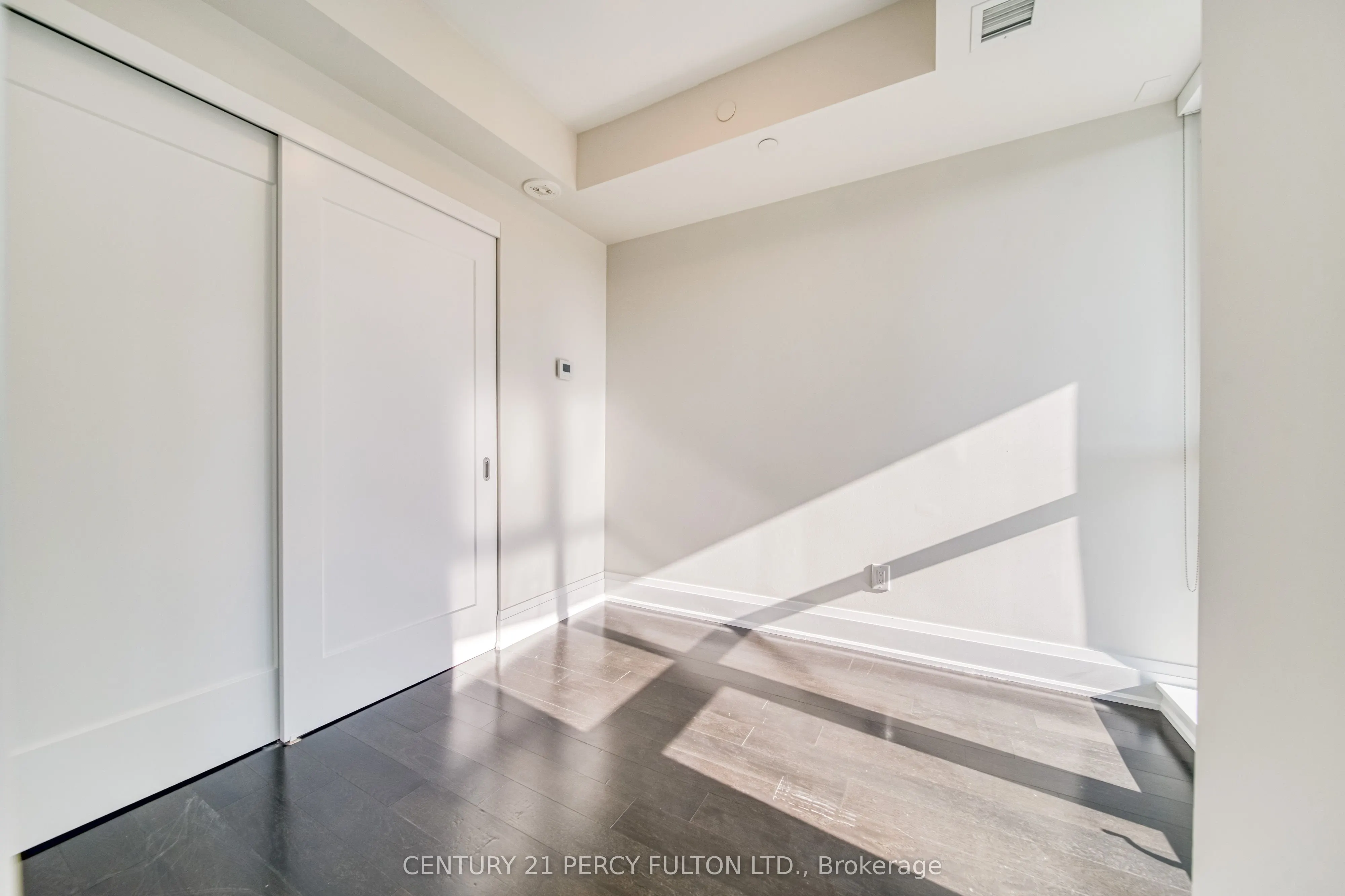 88 Cumberland Street, #904