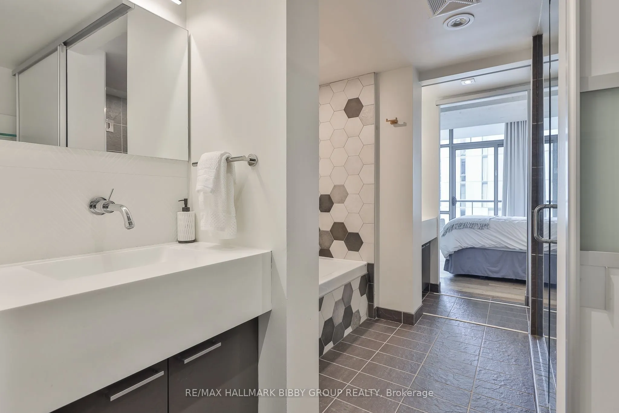 55 Stewart Street, #731