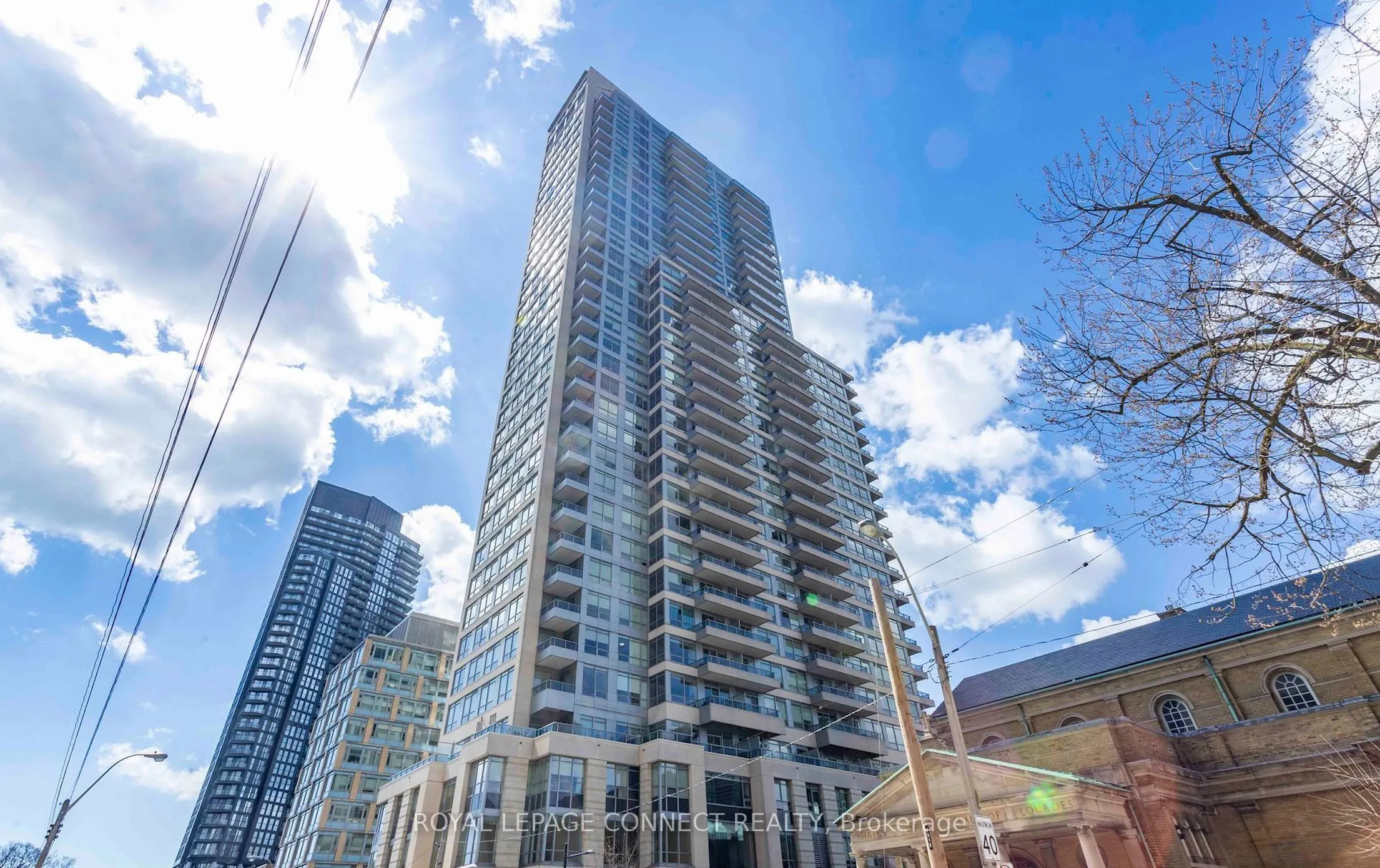 500 Sherbourne Street, #812
