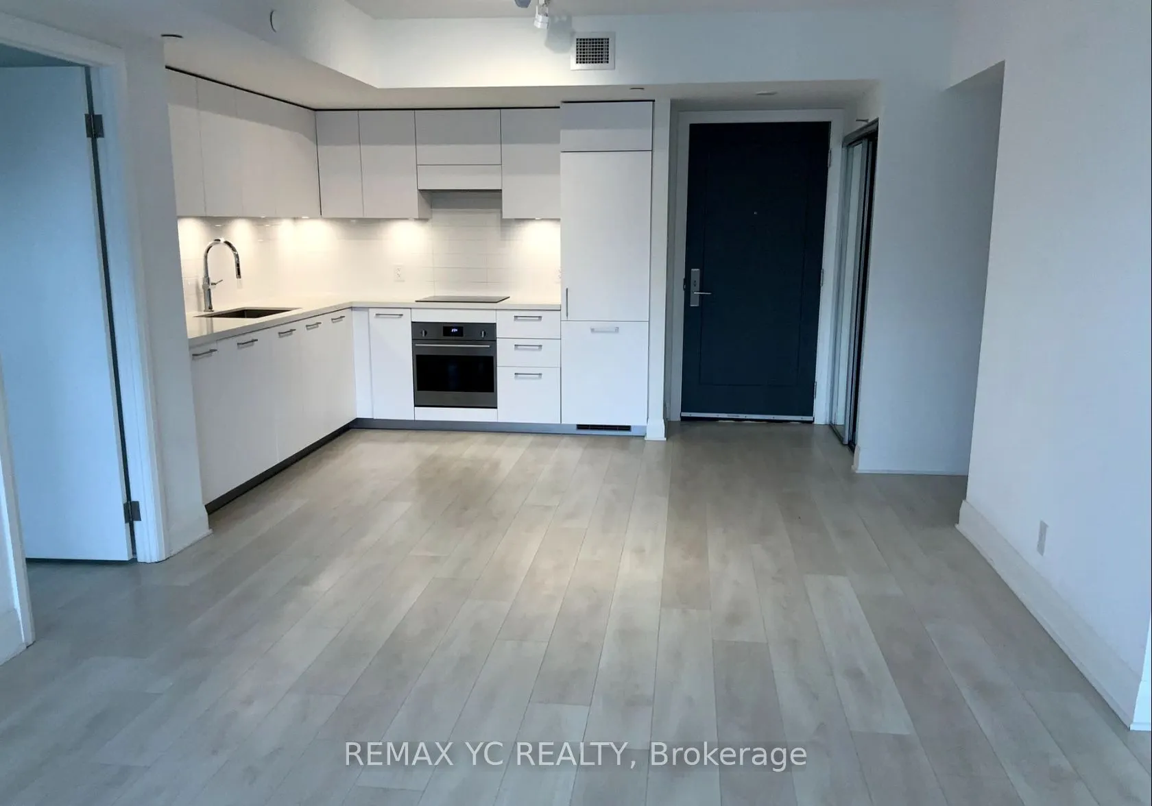 33 Frederick Todd Way, #322