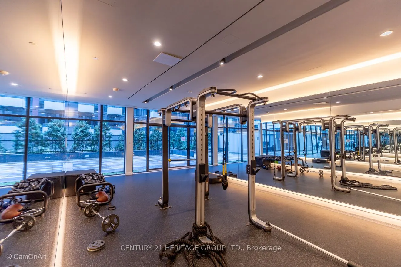 27 Bathurst Street, #1001