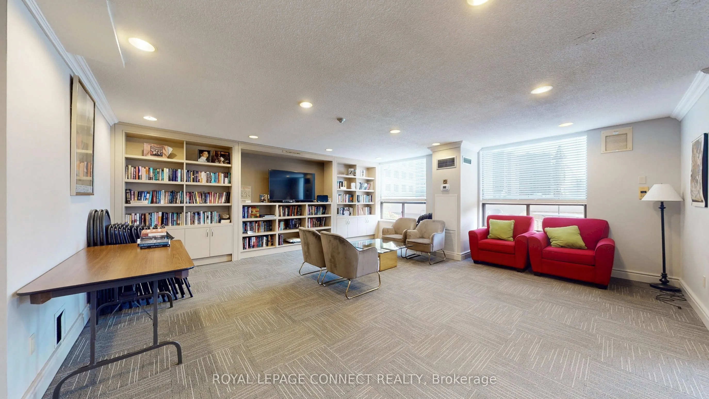 47 St Clair Avenue W, #1002