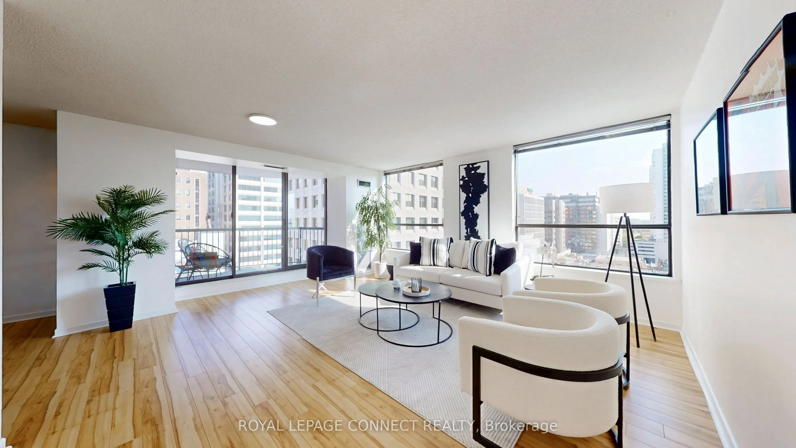 47 St Clair Avenue W, #1002