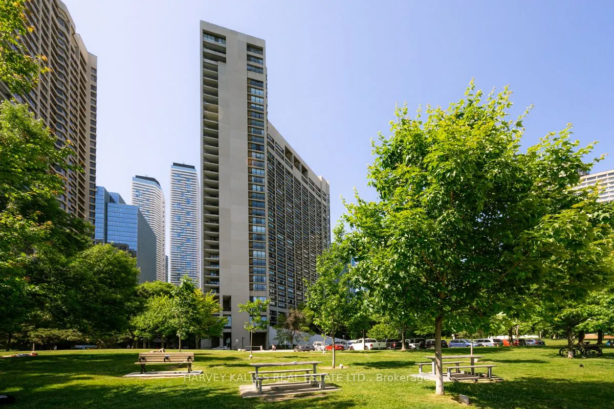 33 Harbour Square, #2804