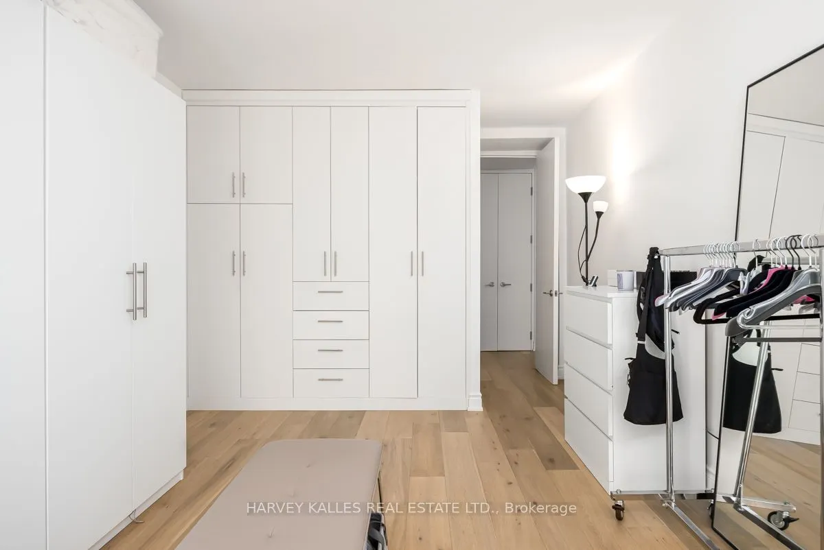 33 Harbour Square, #2804