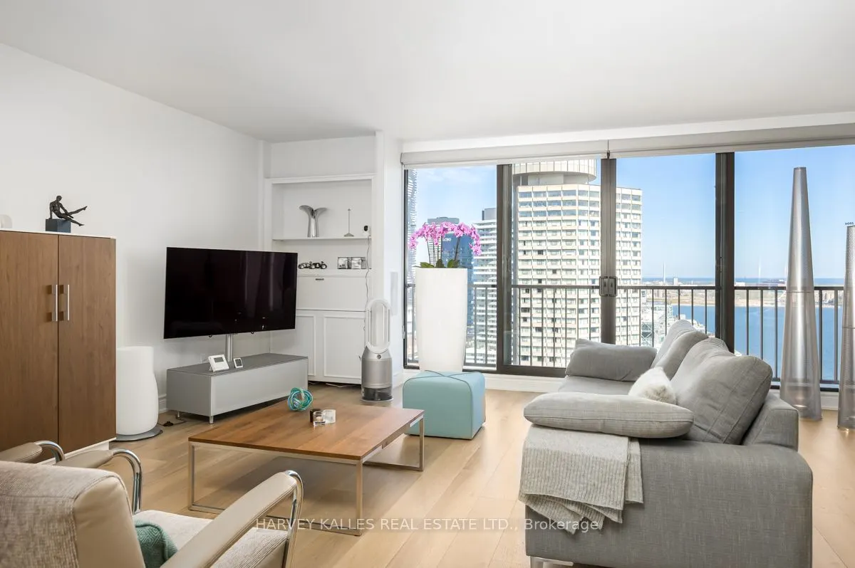 33 Harbour Square, #2804