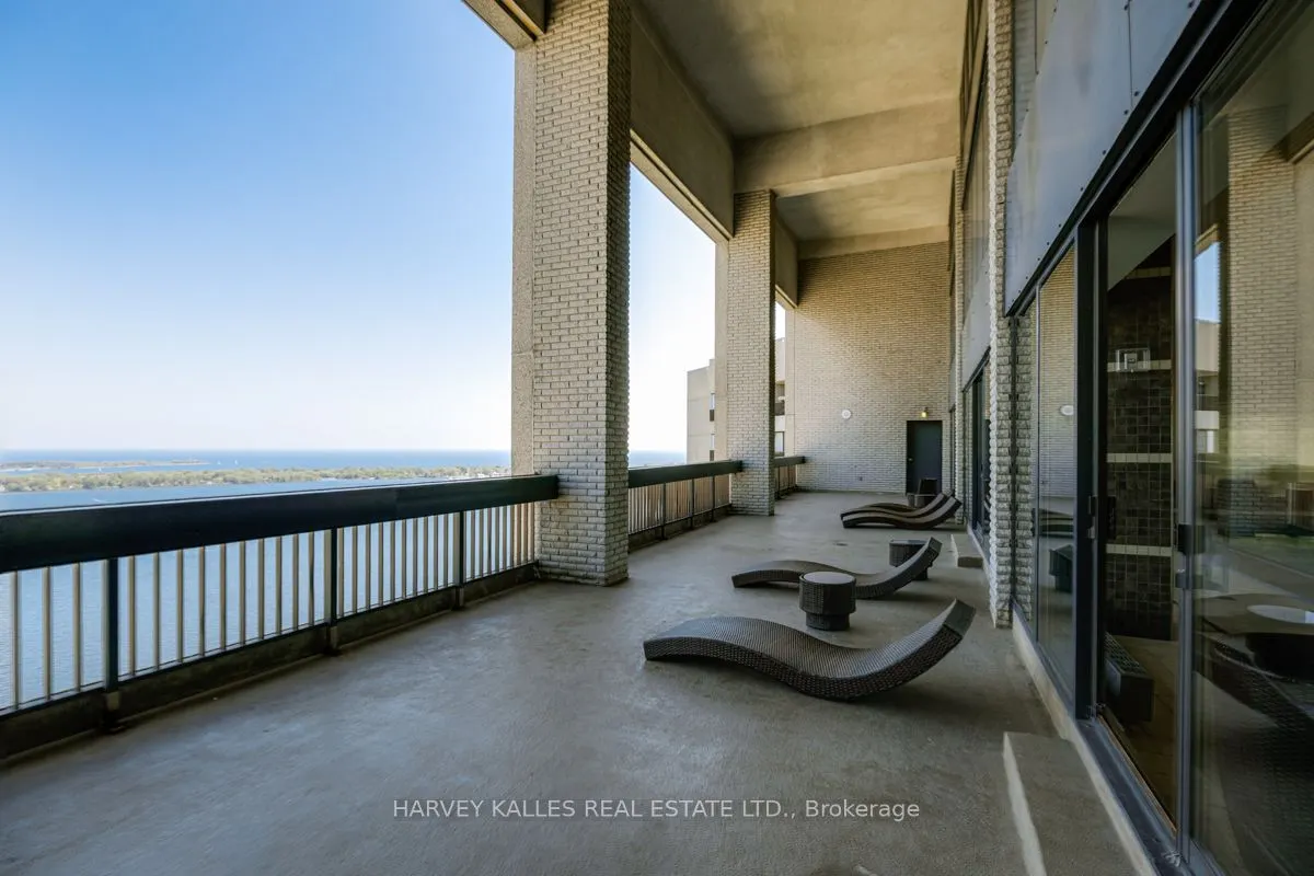 33 Harbour Square, #2804