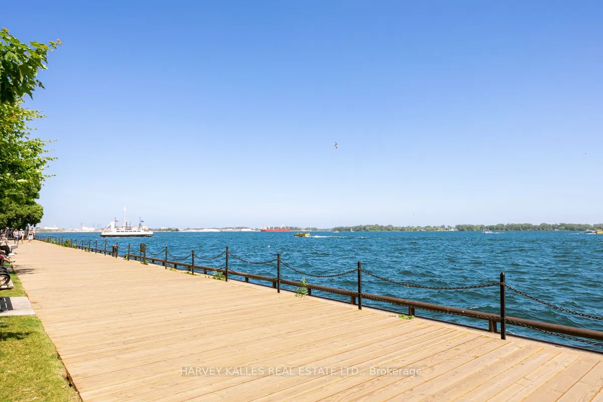 33 Harbour Square, #2804