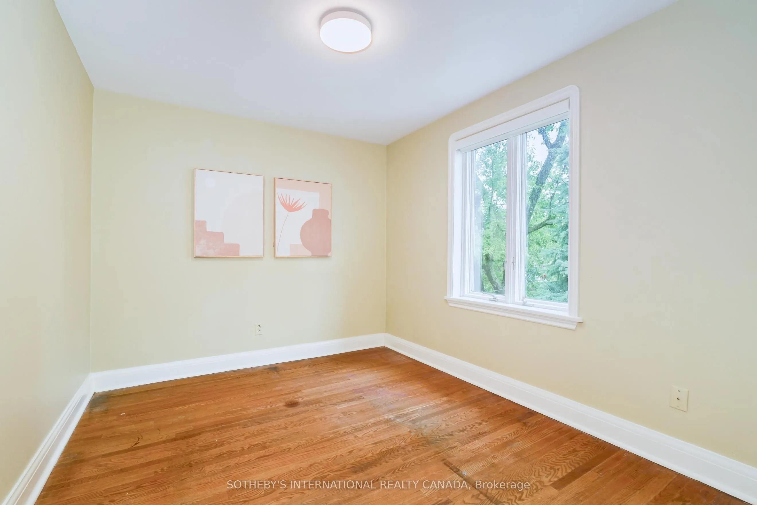 239 Empress Avenue