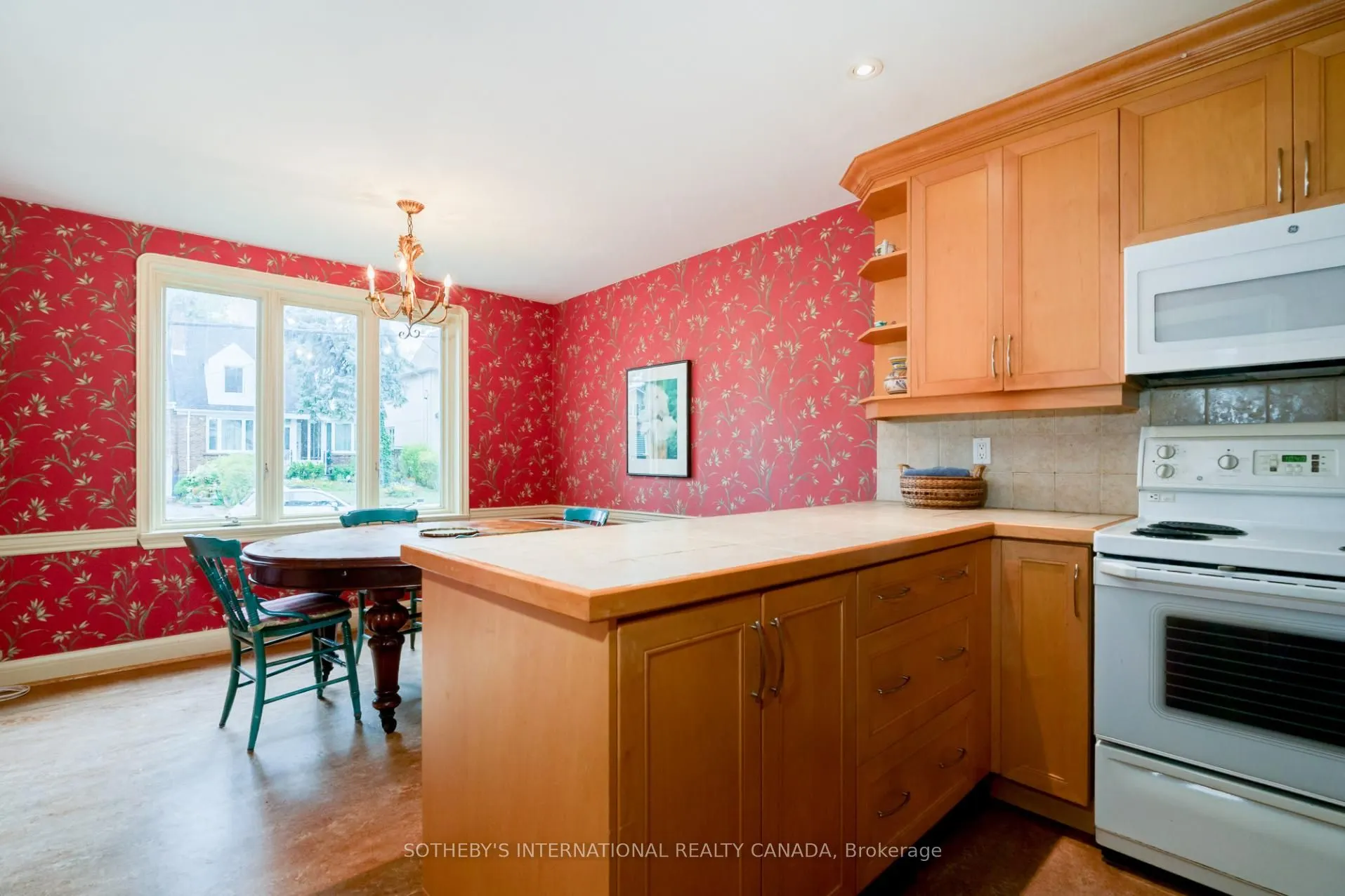 239 Empress Avenue