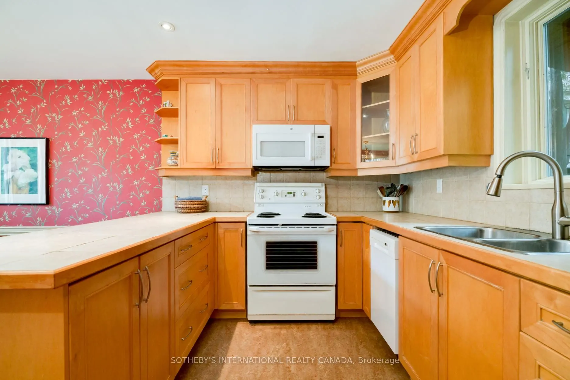 239 Empress Avenue