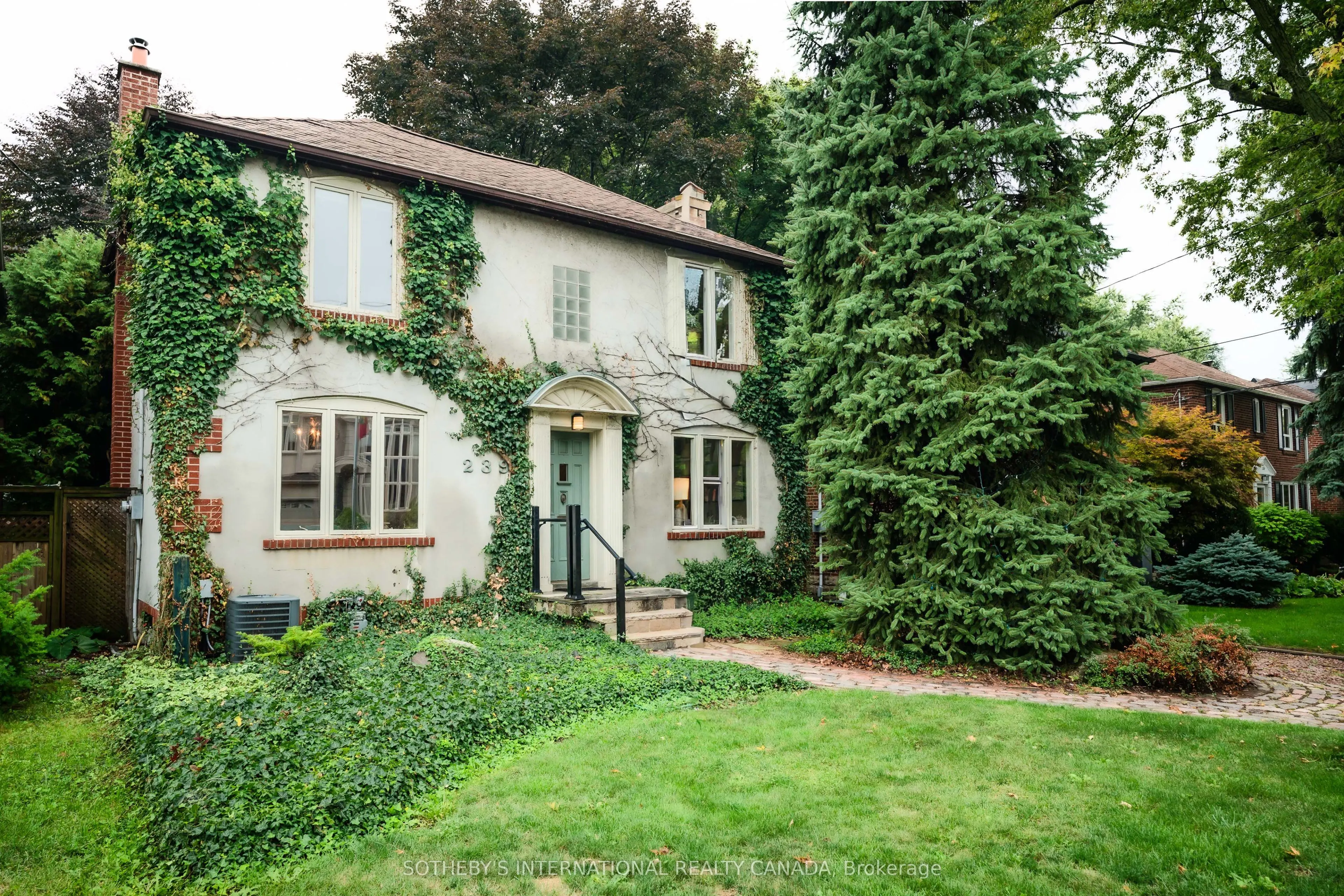 239 Empress Avenue
