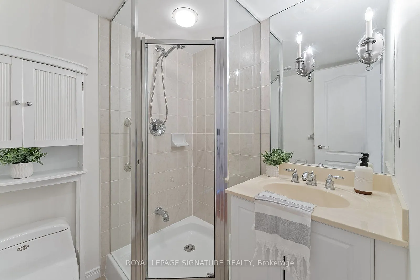 205 The Donway W, #521