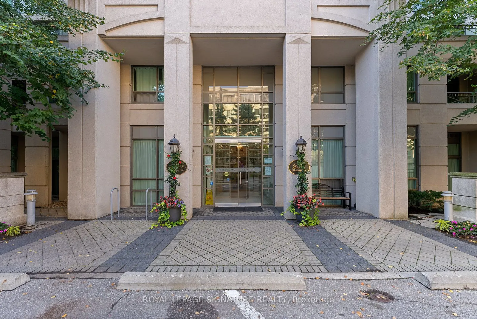 205 The Donway W, #521