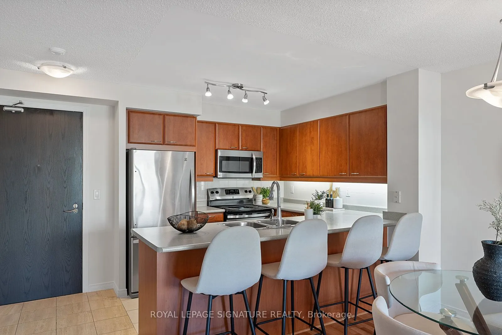 205 The Donway W, #521