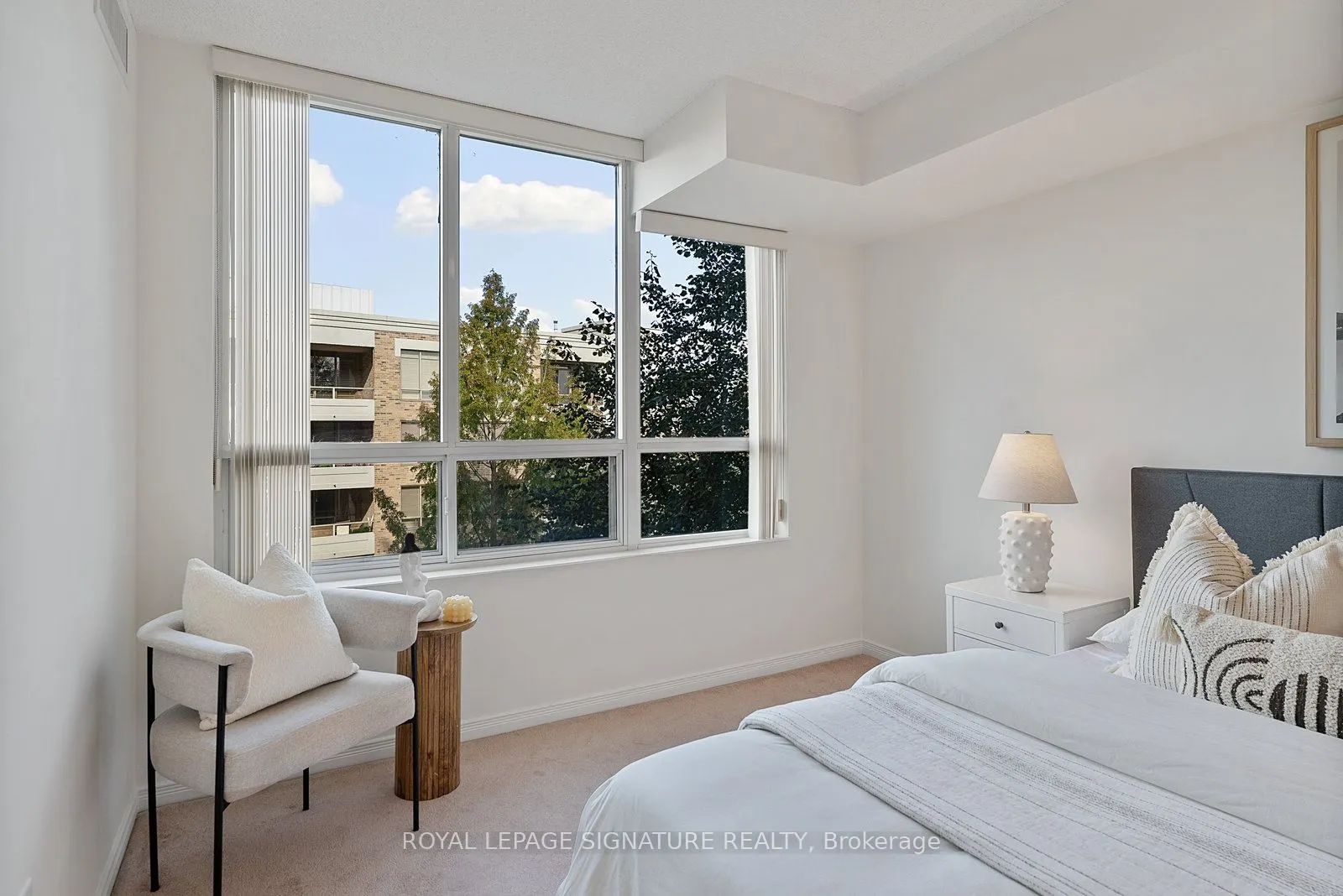 205 The Donway W, #521