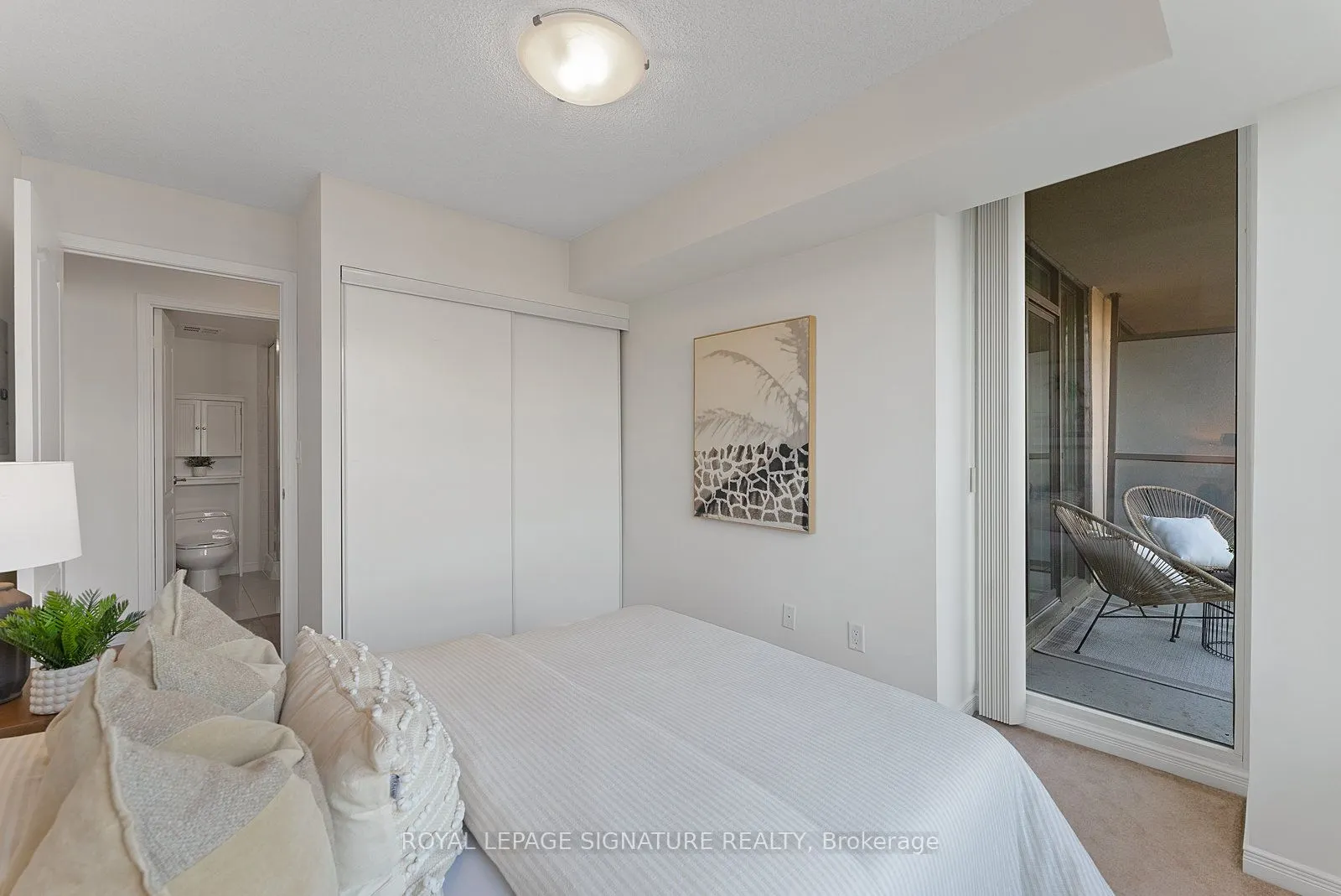 205 The Donway W, #521