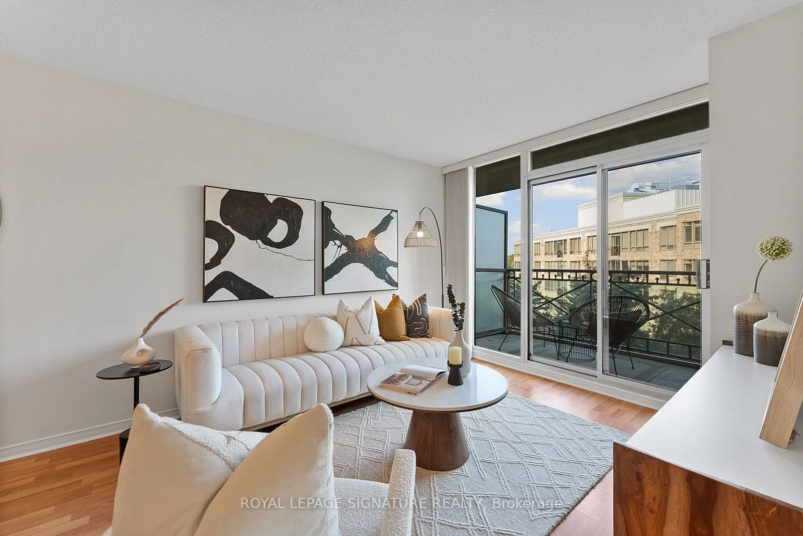 205 The Donway W, #521