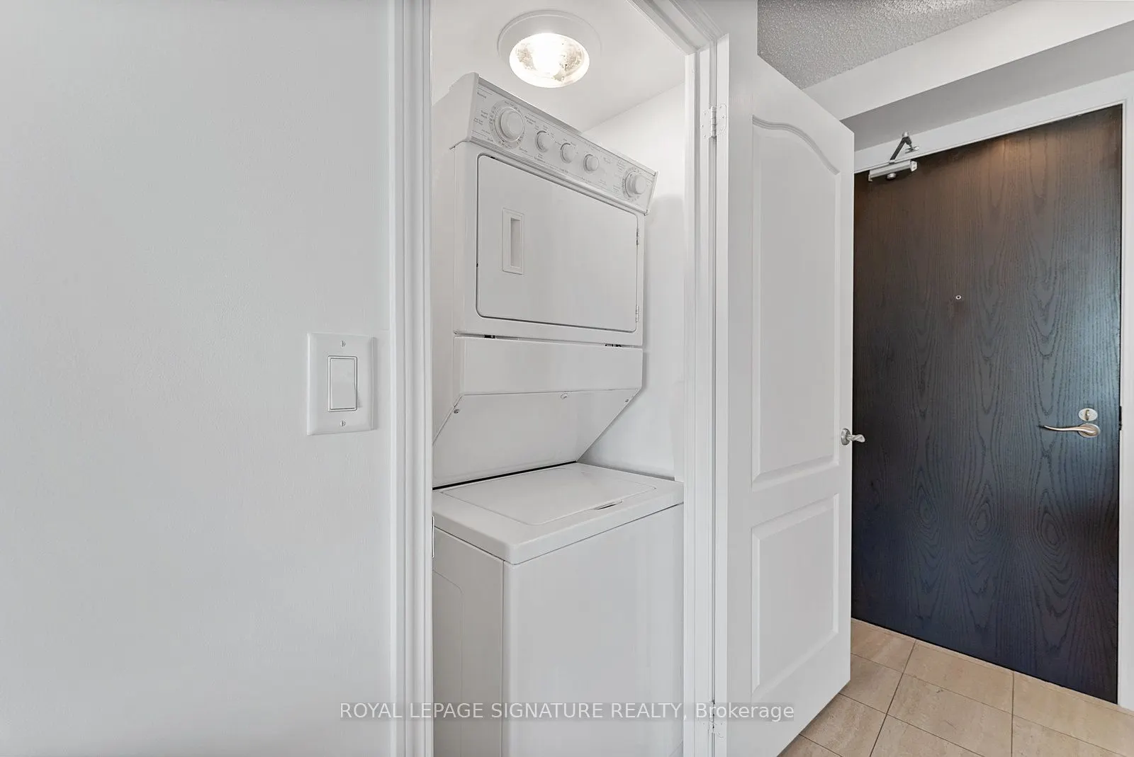 205 The Donway W, #521