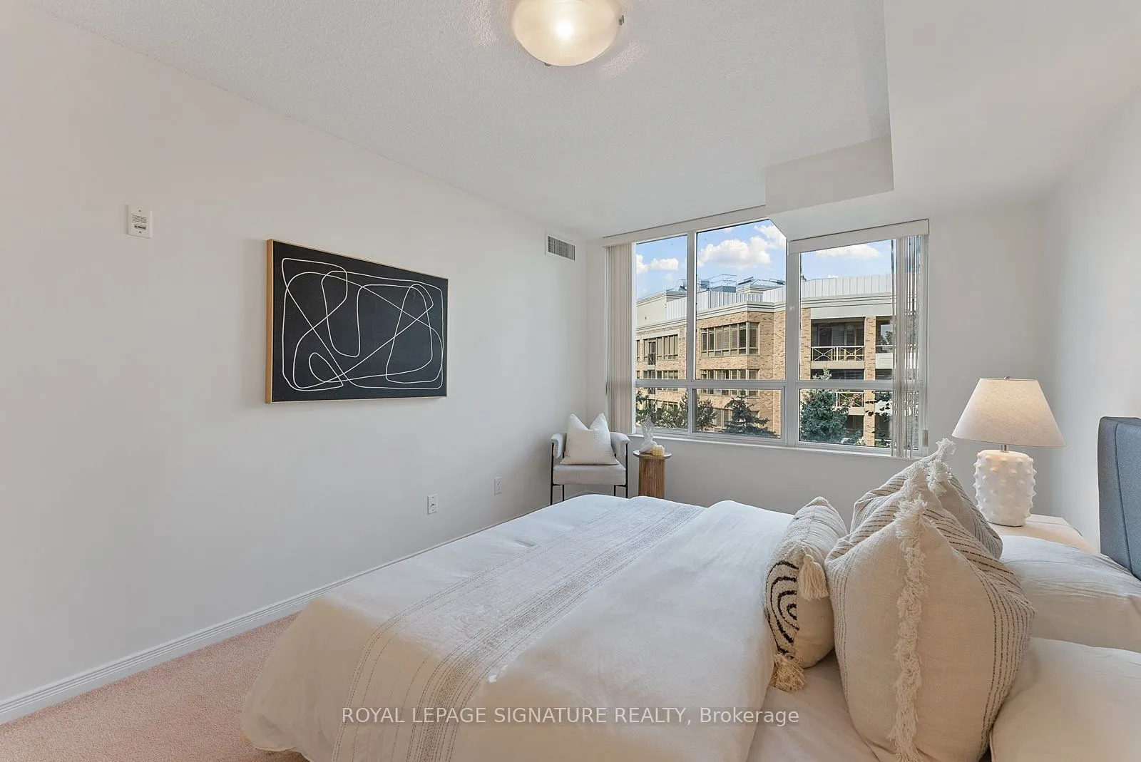 205 The Donway W, #521