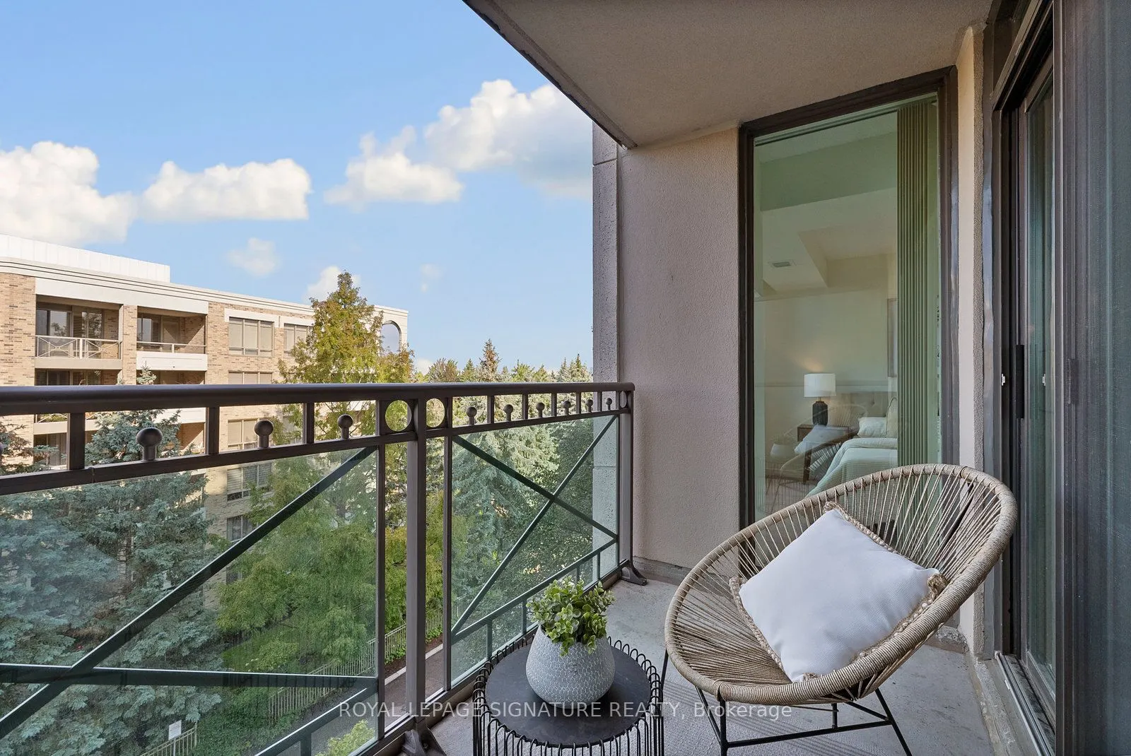 205 The Donway W, #521