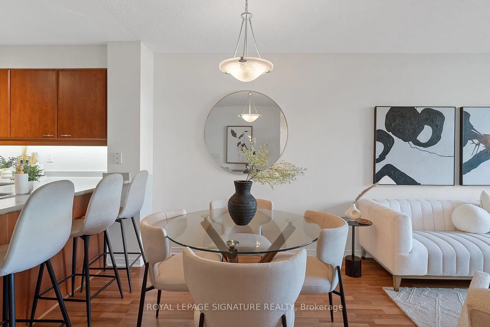 205 The Donway W, #521