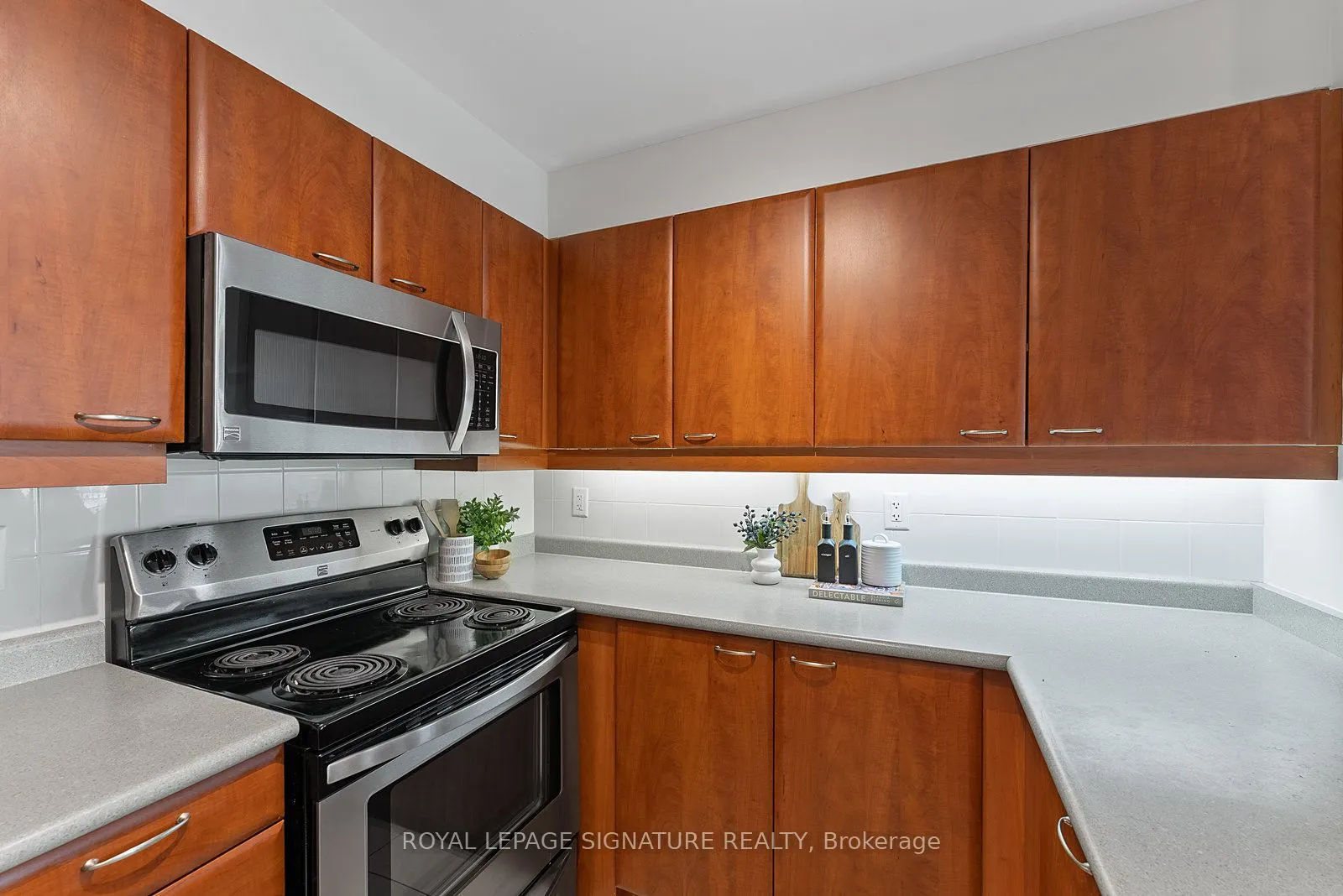 205 The Donway W, #521