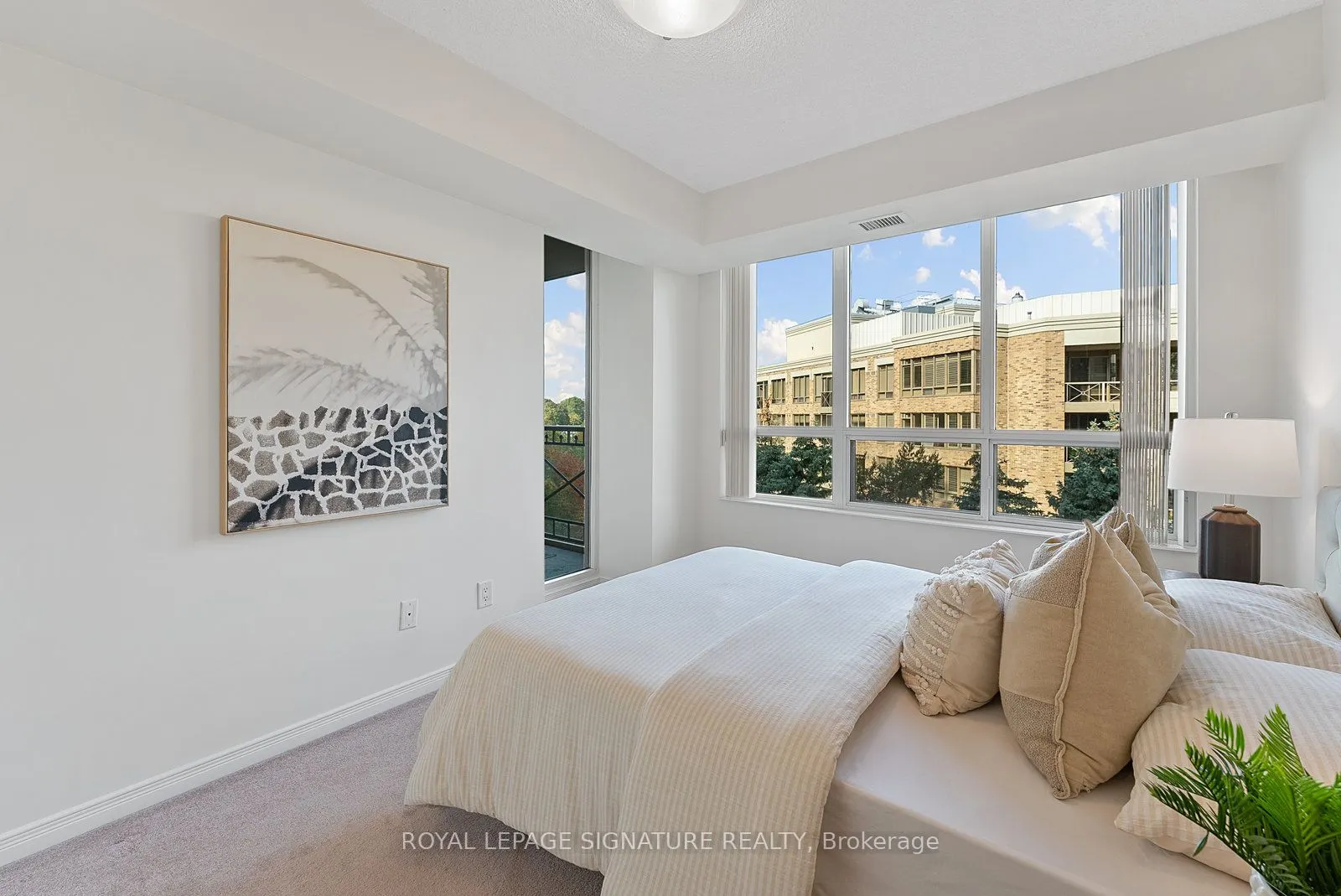 205 The Donway W, #521
