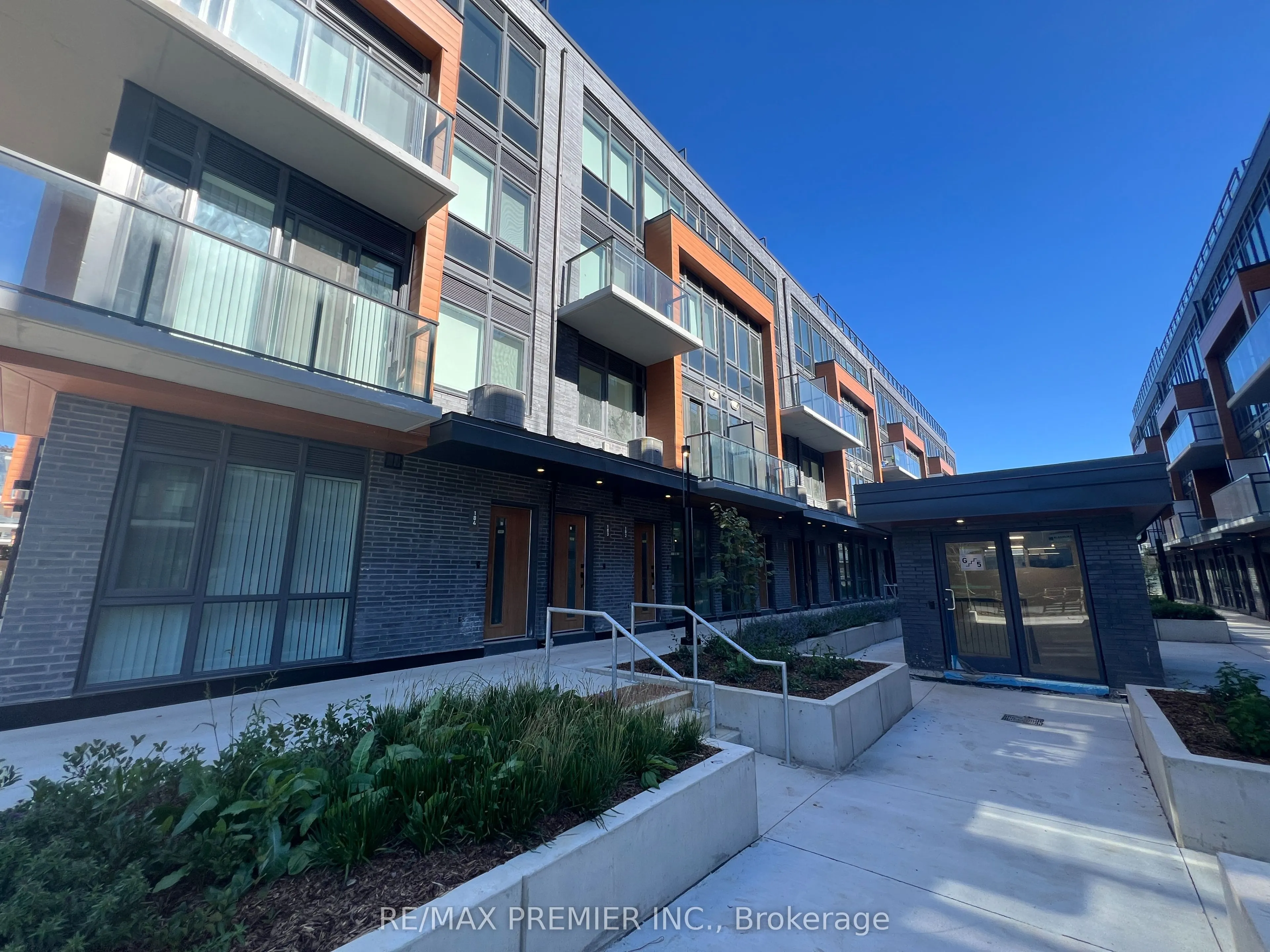 67 Curlew Drive, #182