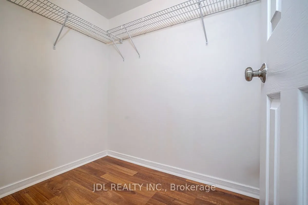 109 Front Street E, #823