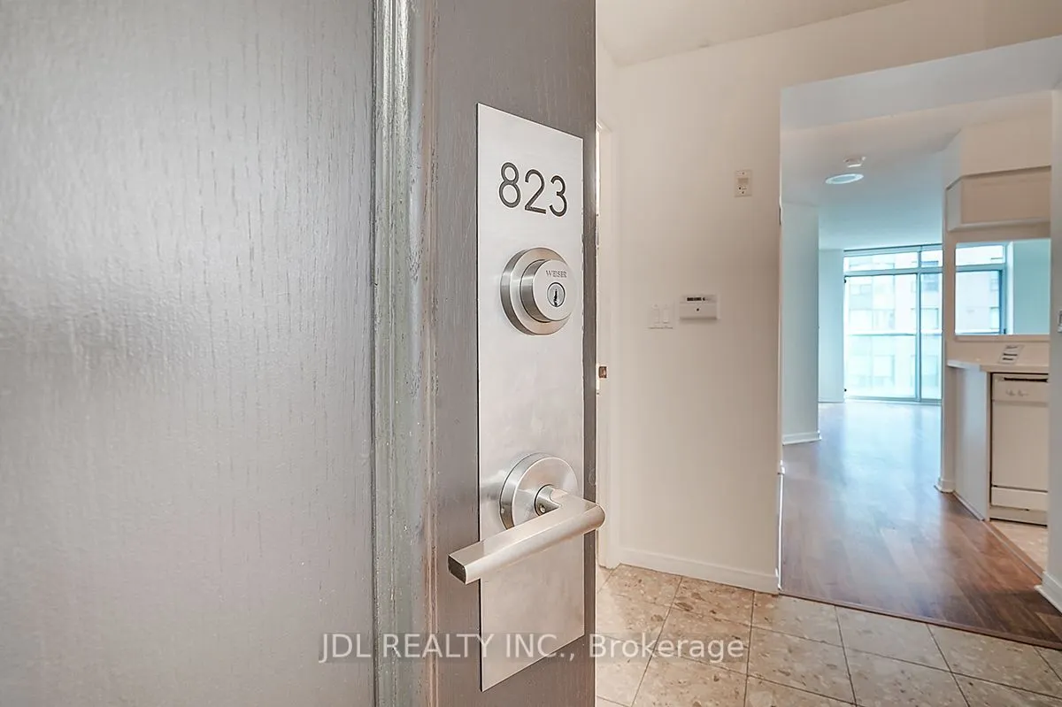 109 Front Street E, #823