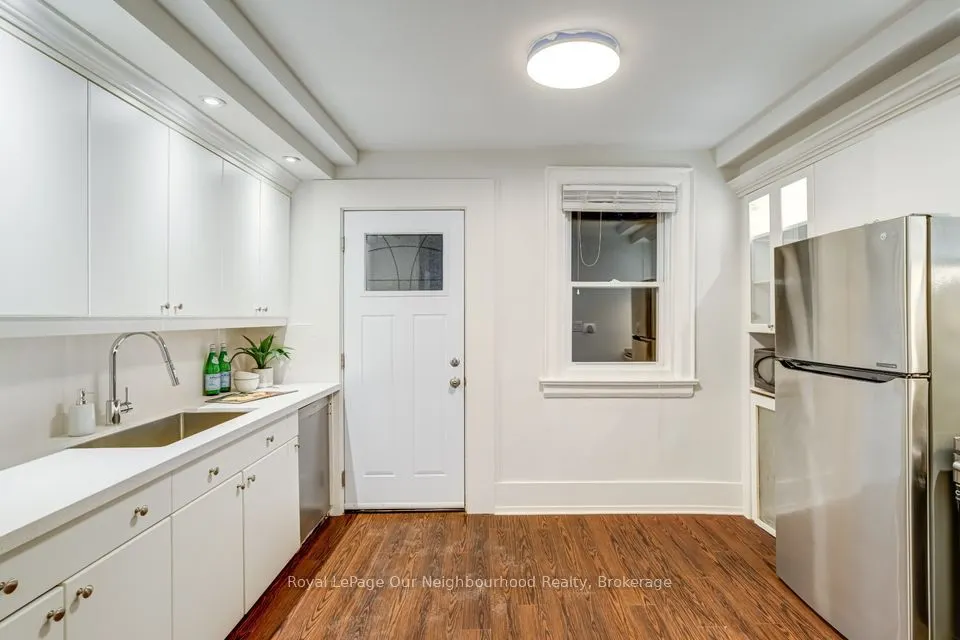 593 Vaughan Road