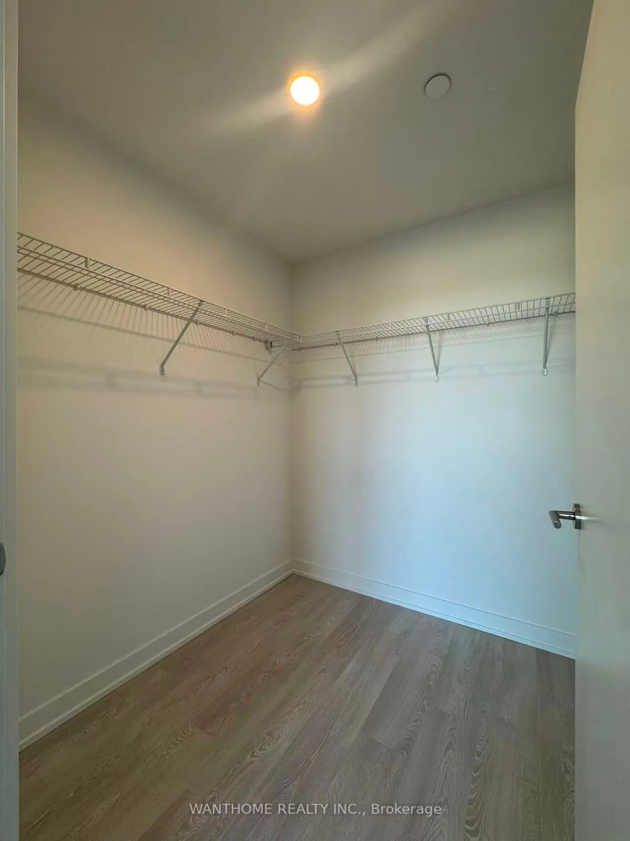 1 Kyle Lowry Road, #221