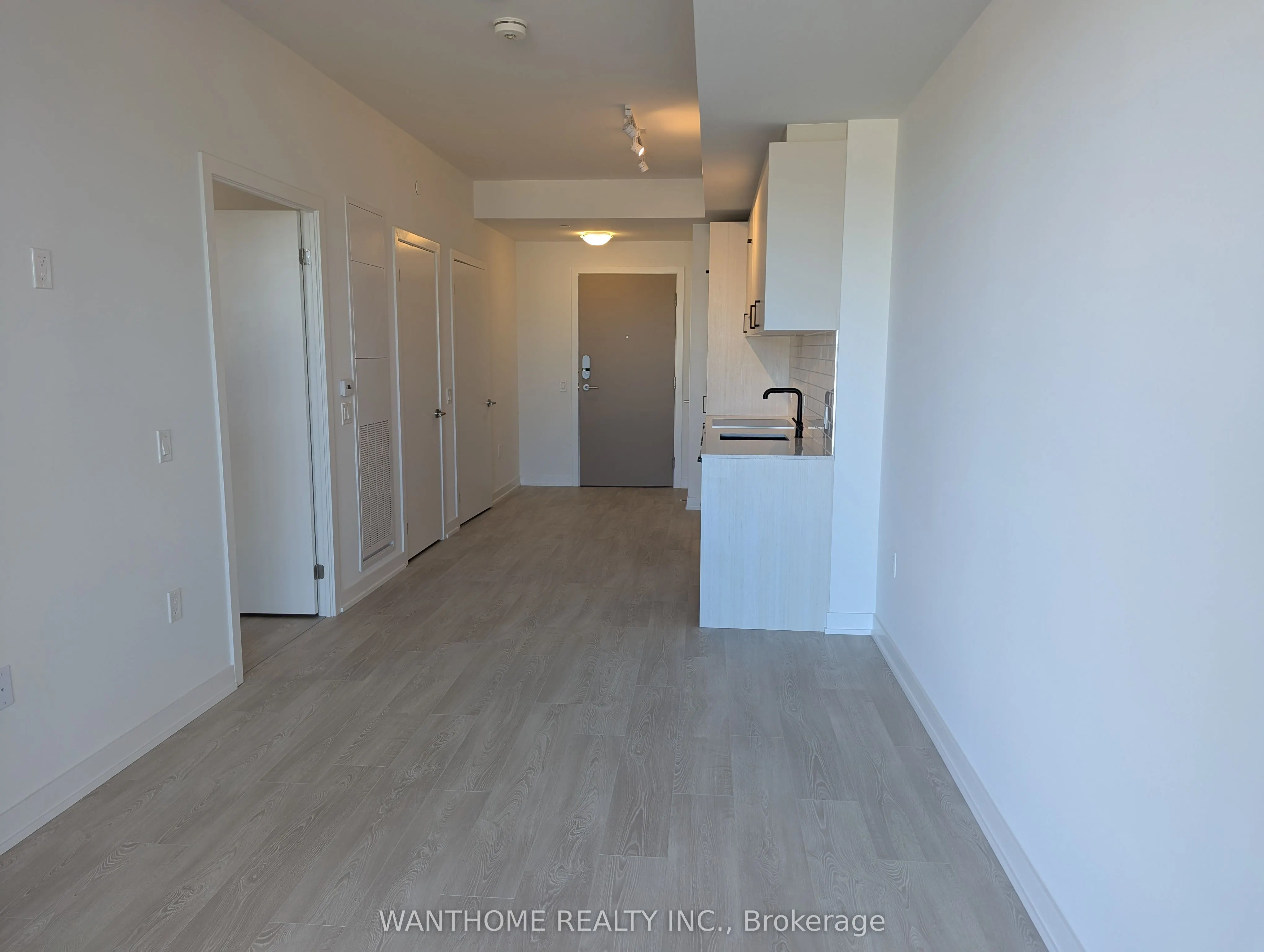 1 Kyle Lowry Road, #221
