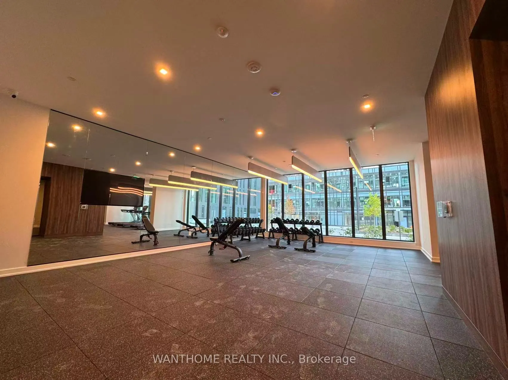 1 Kyle Lowry Road, #221