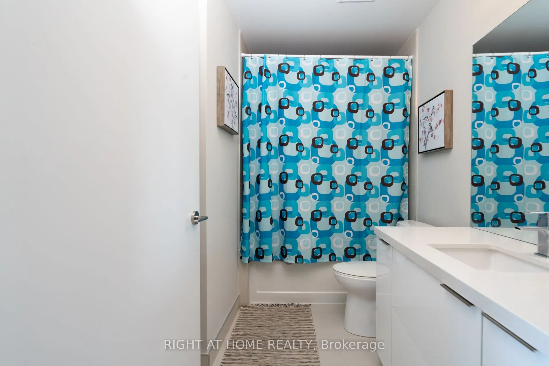 8 Eglinton Avenue E, #5703