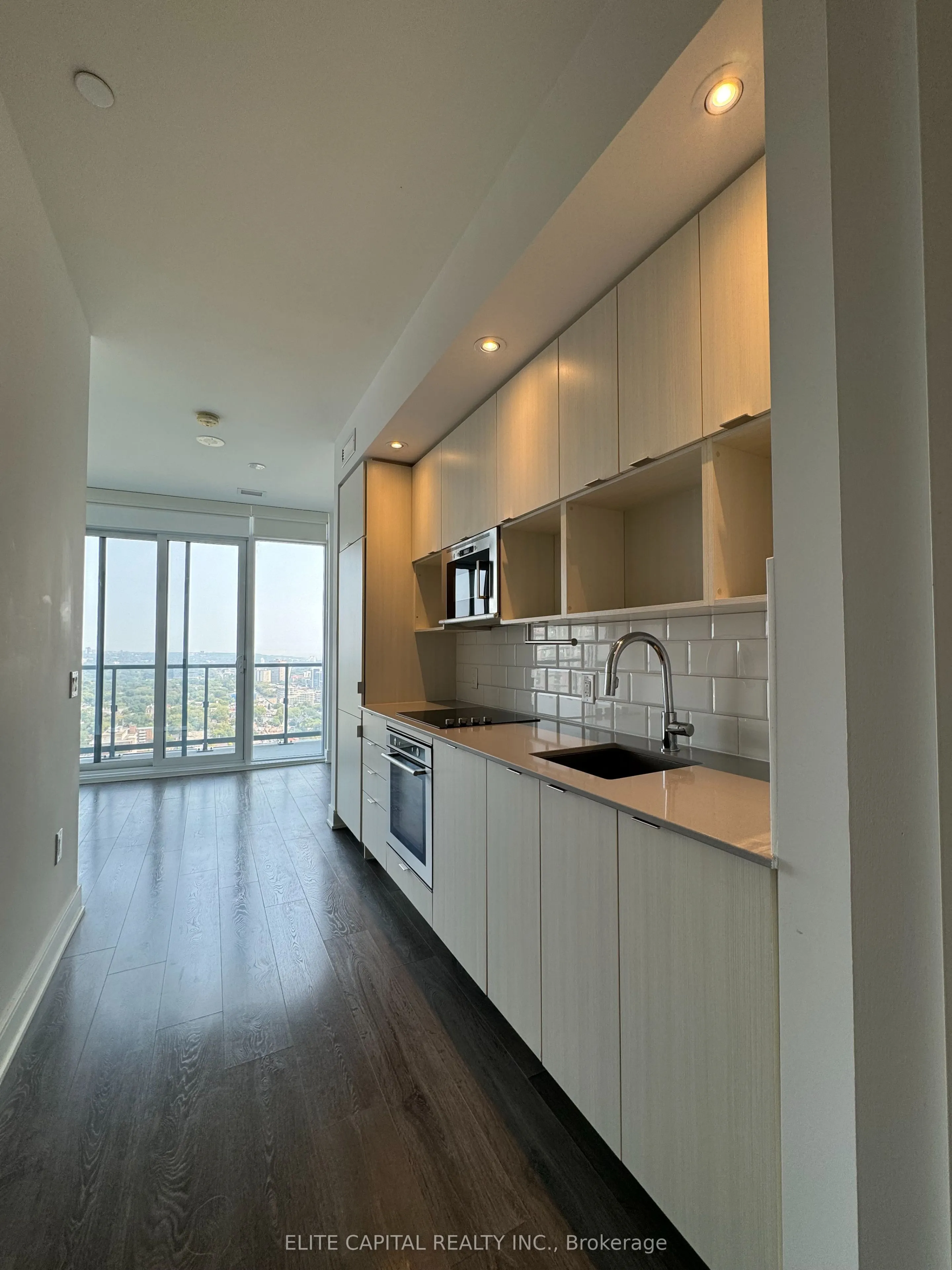 89 Mcgill Street, #PH07