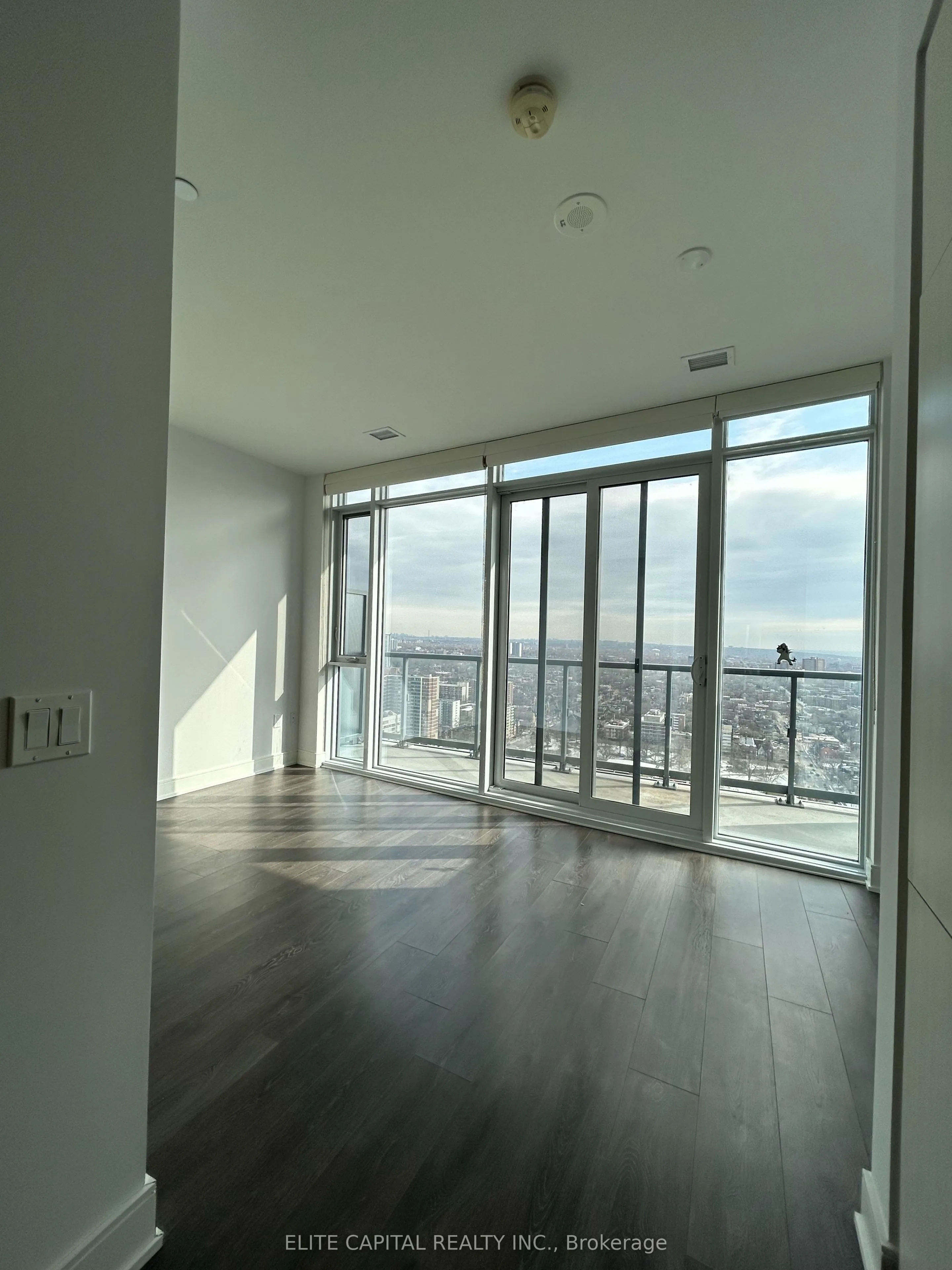 89 Mcgill Street, #PH07