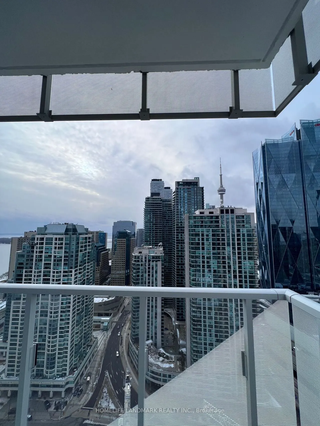 28 Freeland Street, #3304