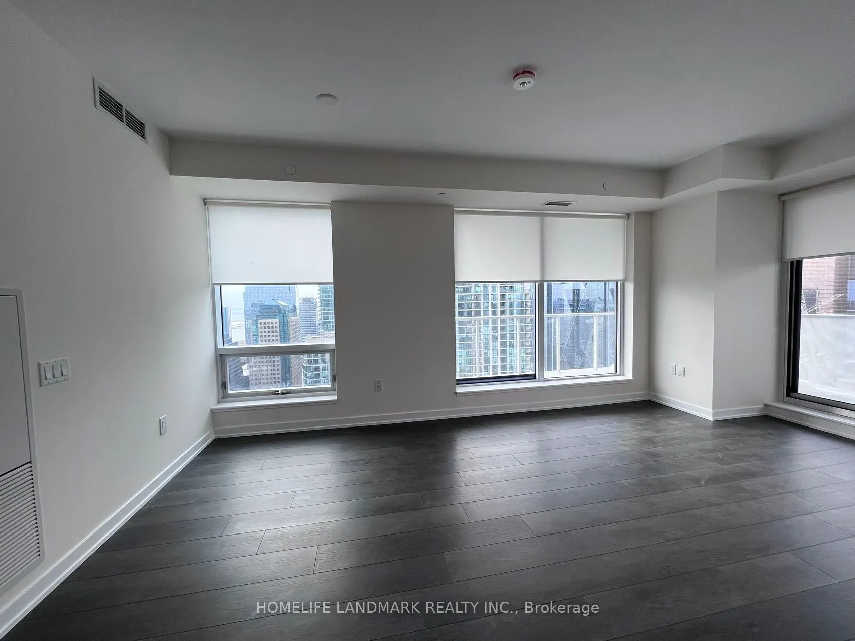 28 Freeland Street, #3304