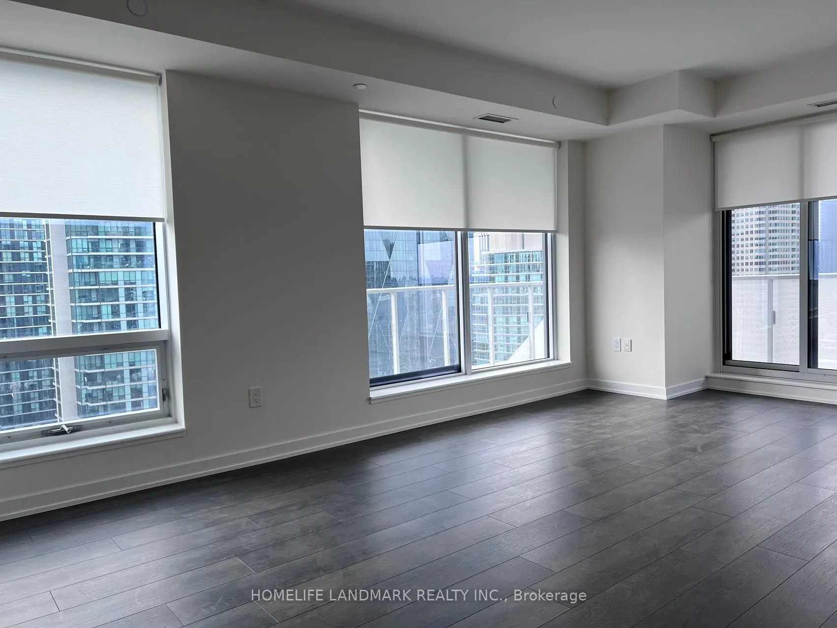 28 Freeland Street, #3304
