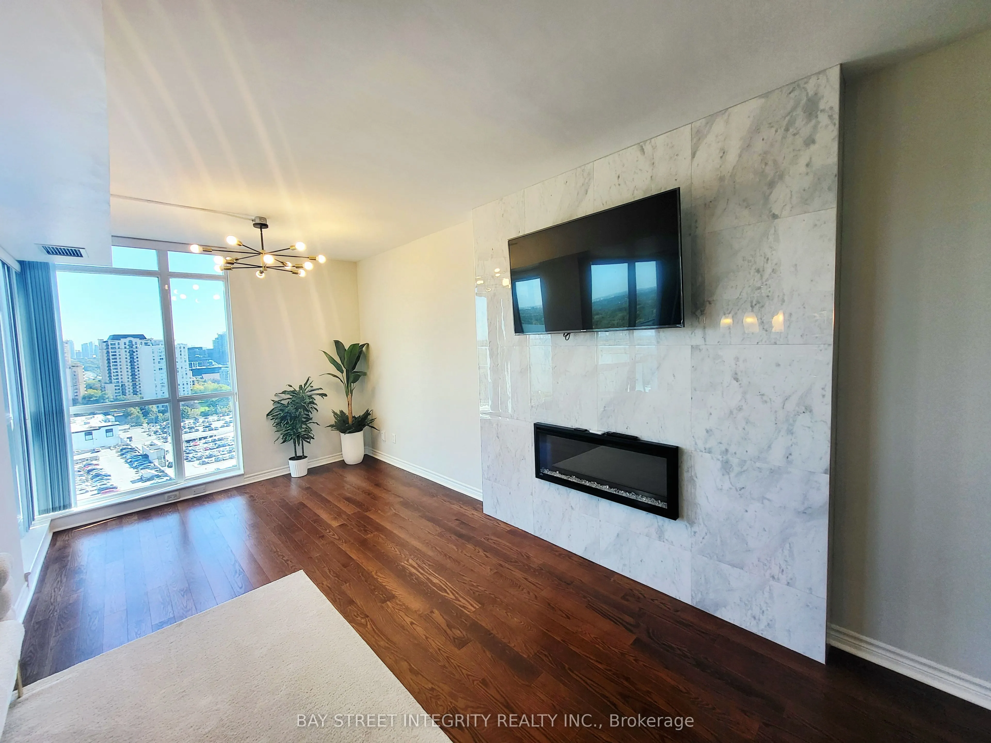 2885 Bayview Avenue, #1420