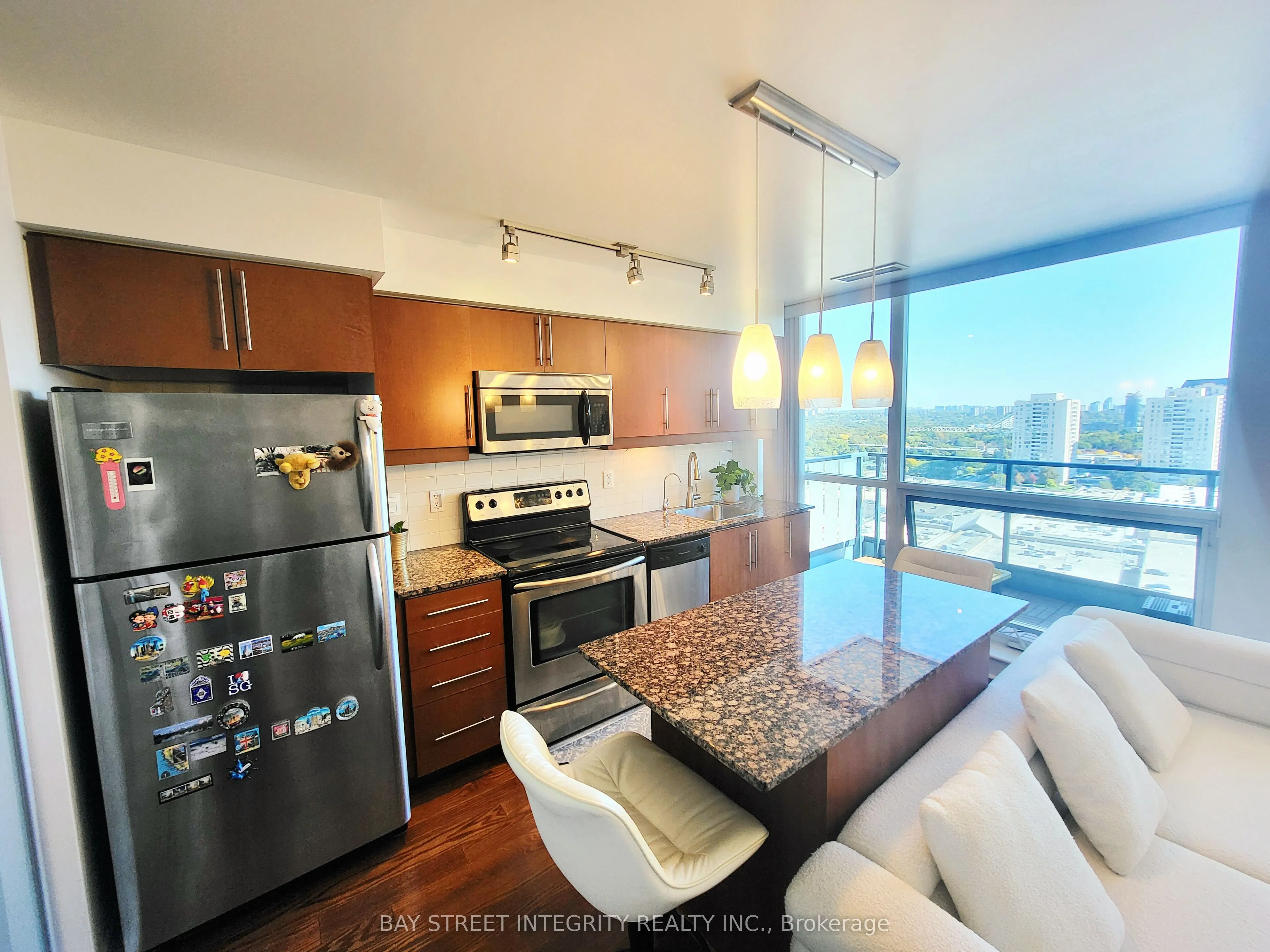 2885 Bayview Avenue, #1420
