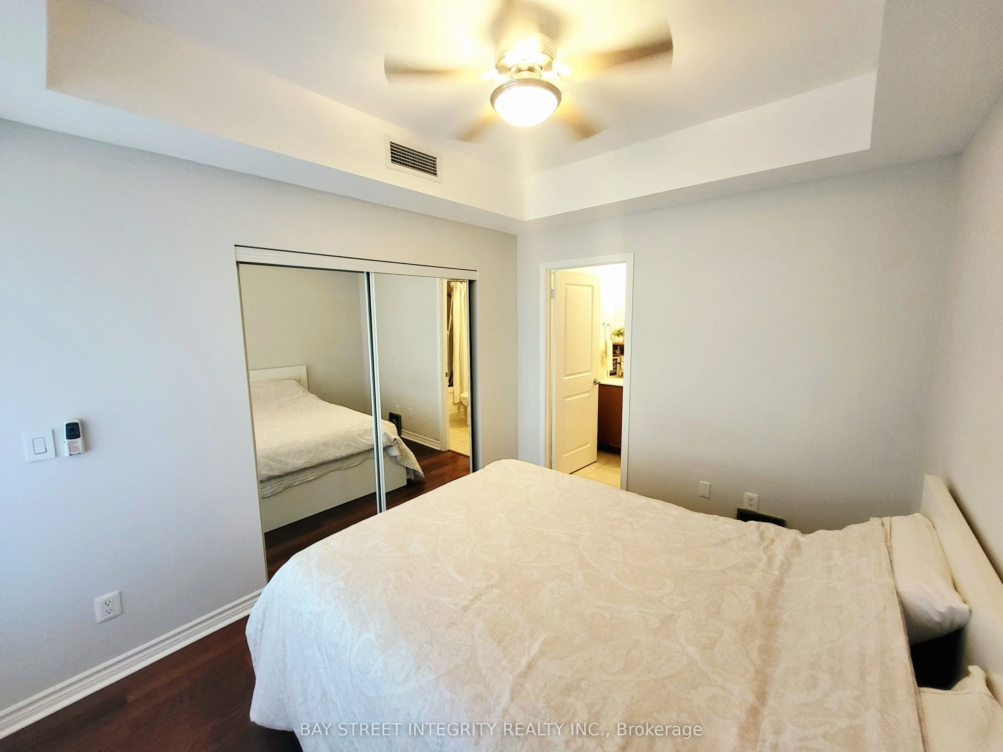 2885 Bayview Avenue, #1420