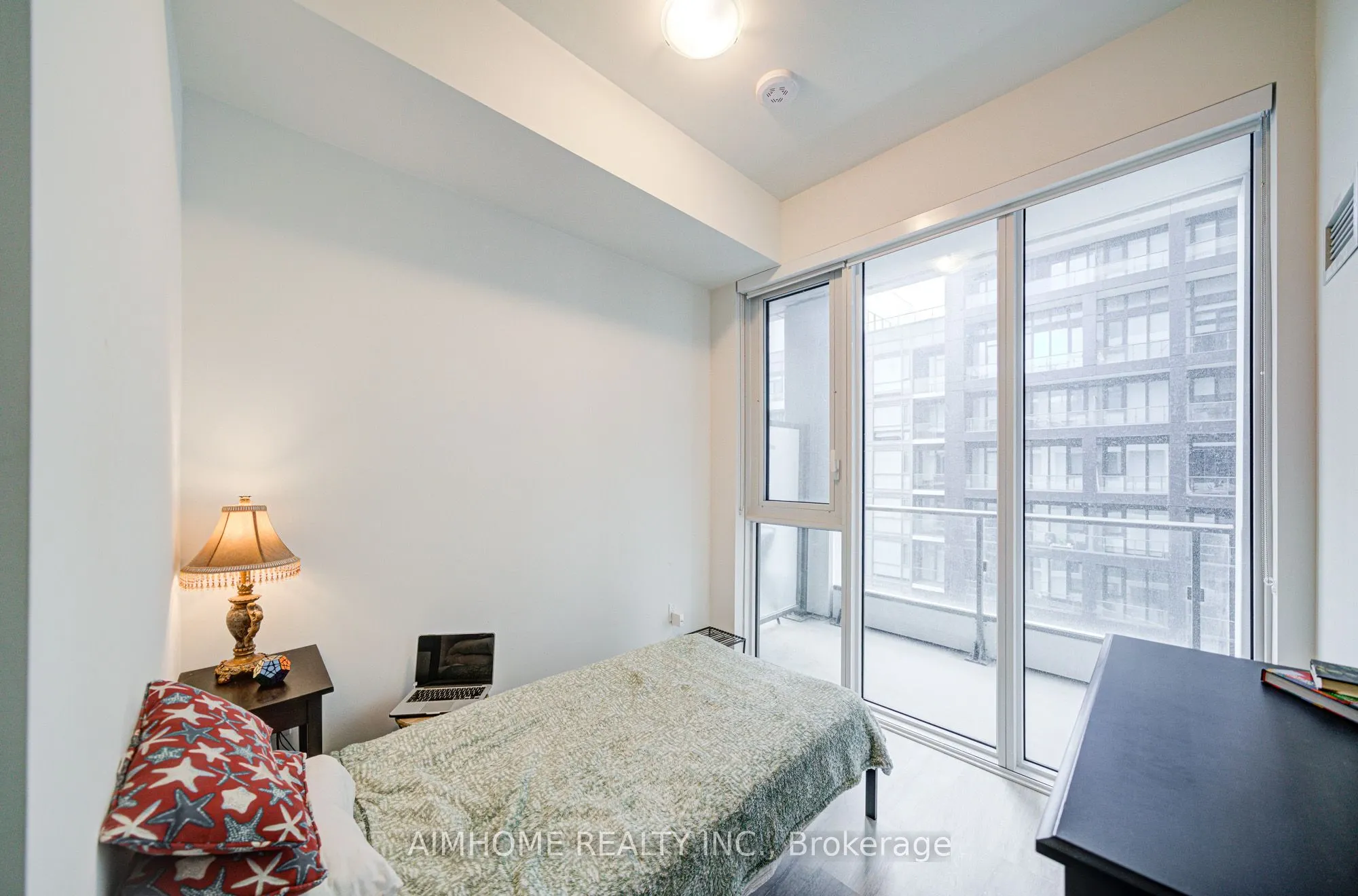 70 Princess Street, #1723