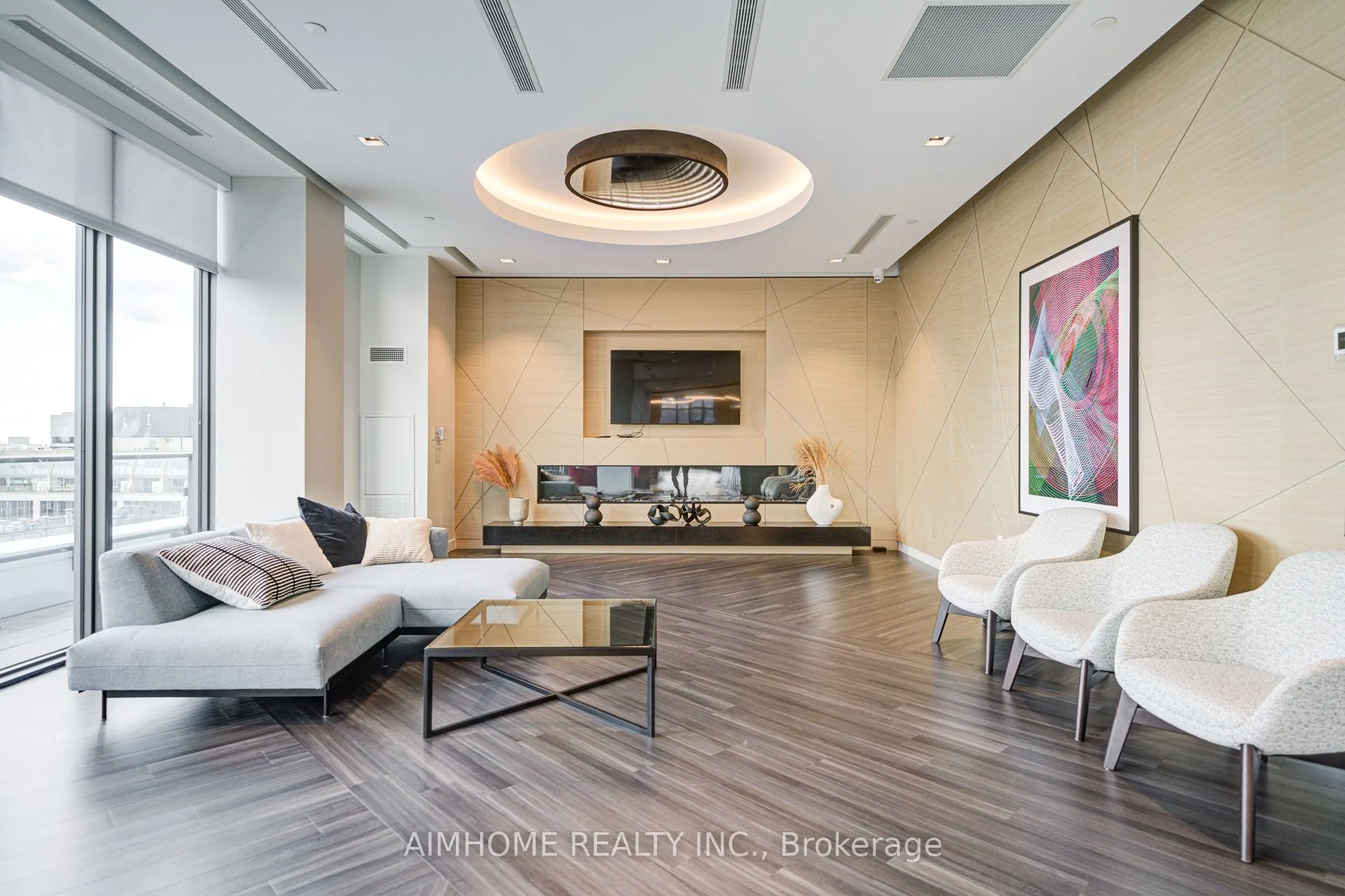 70 Princess Street, #1723