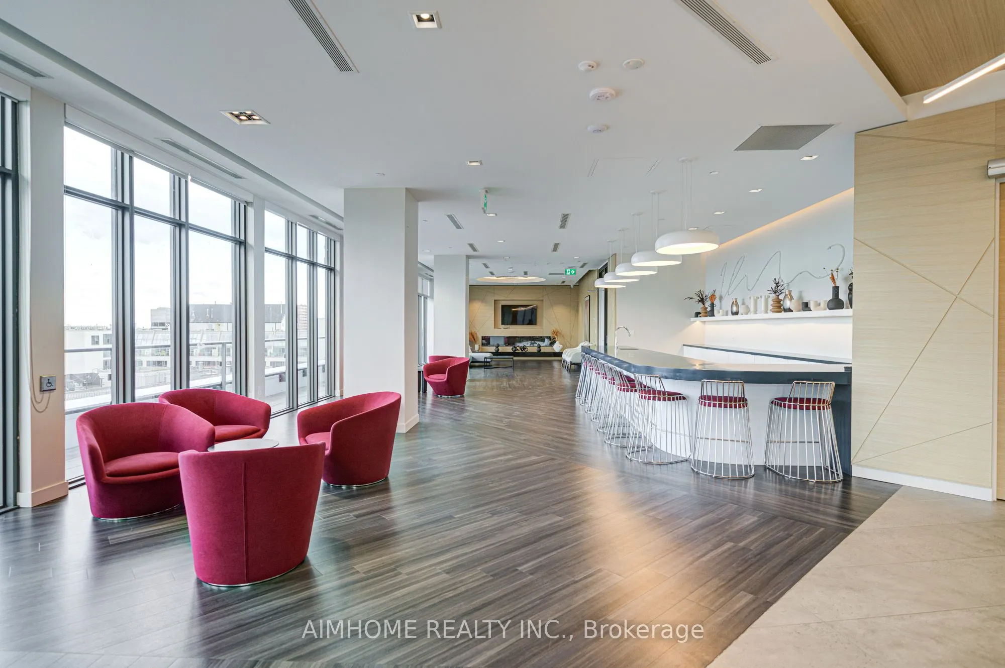 70 Princess Street, #1723